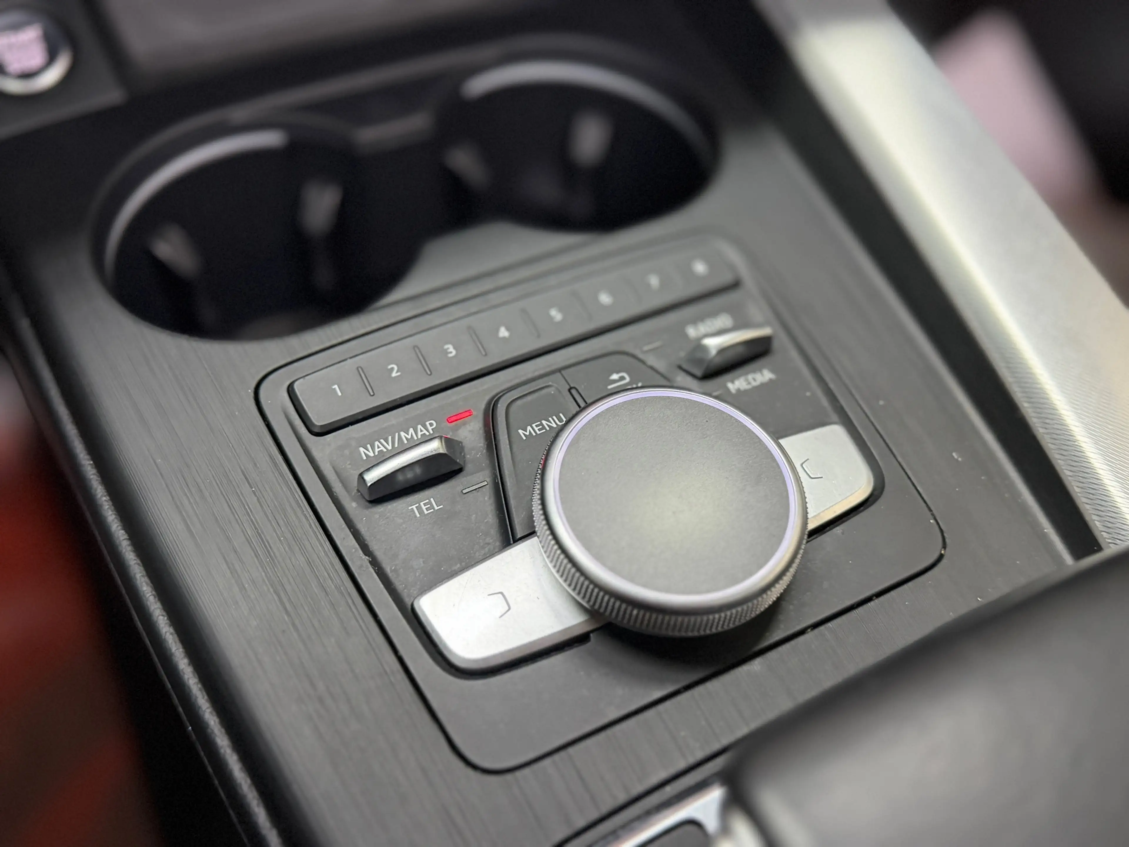 Audi A4 Avant 1.4 TFSI Sport Pro Line S Pano Vrt Cockpit C — photo 46