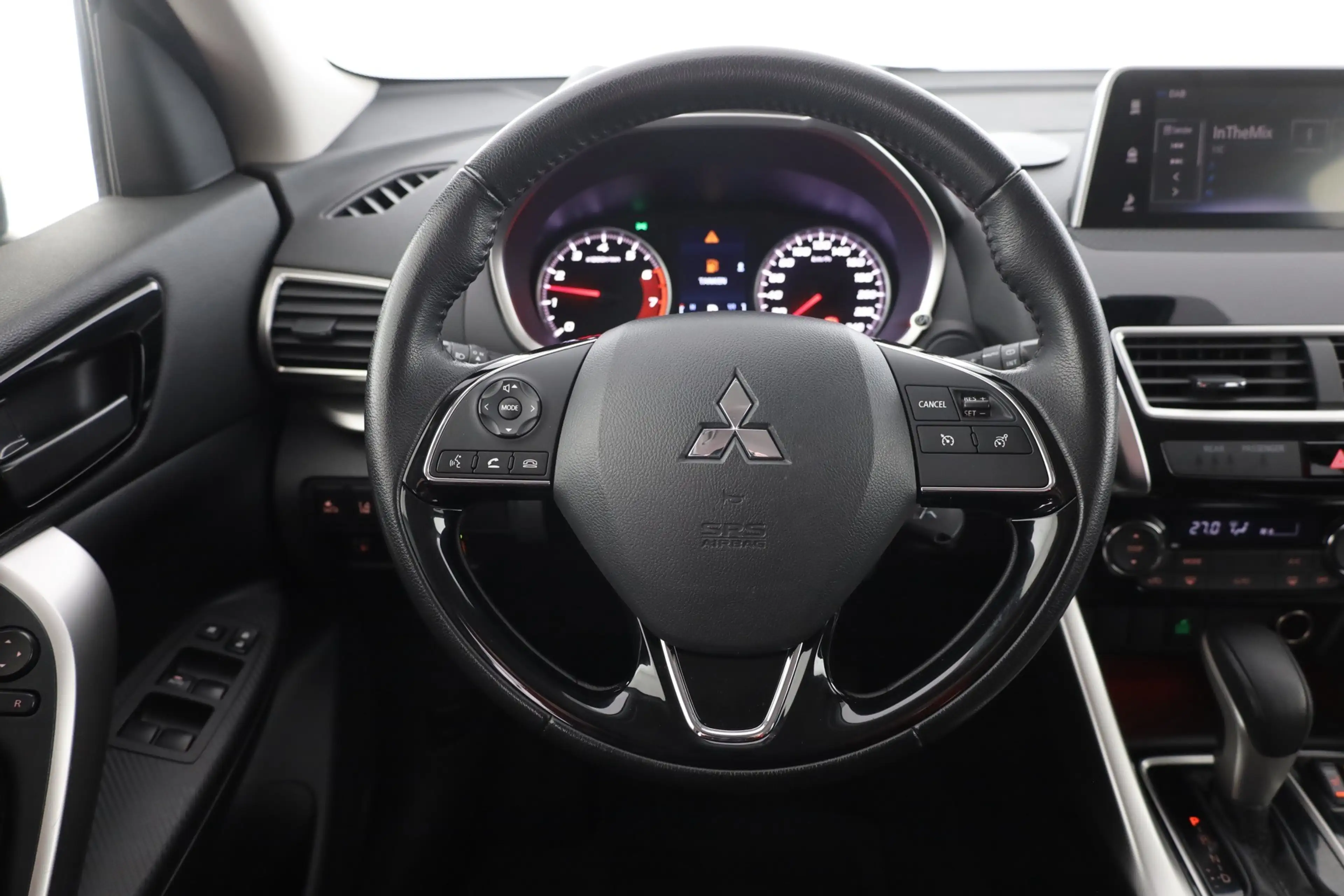 Mitsubishi Eclipse Cross 1.5 T-MIVEC Diamant Aut. Kamera — photo 15