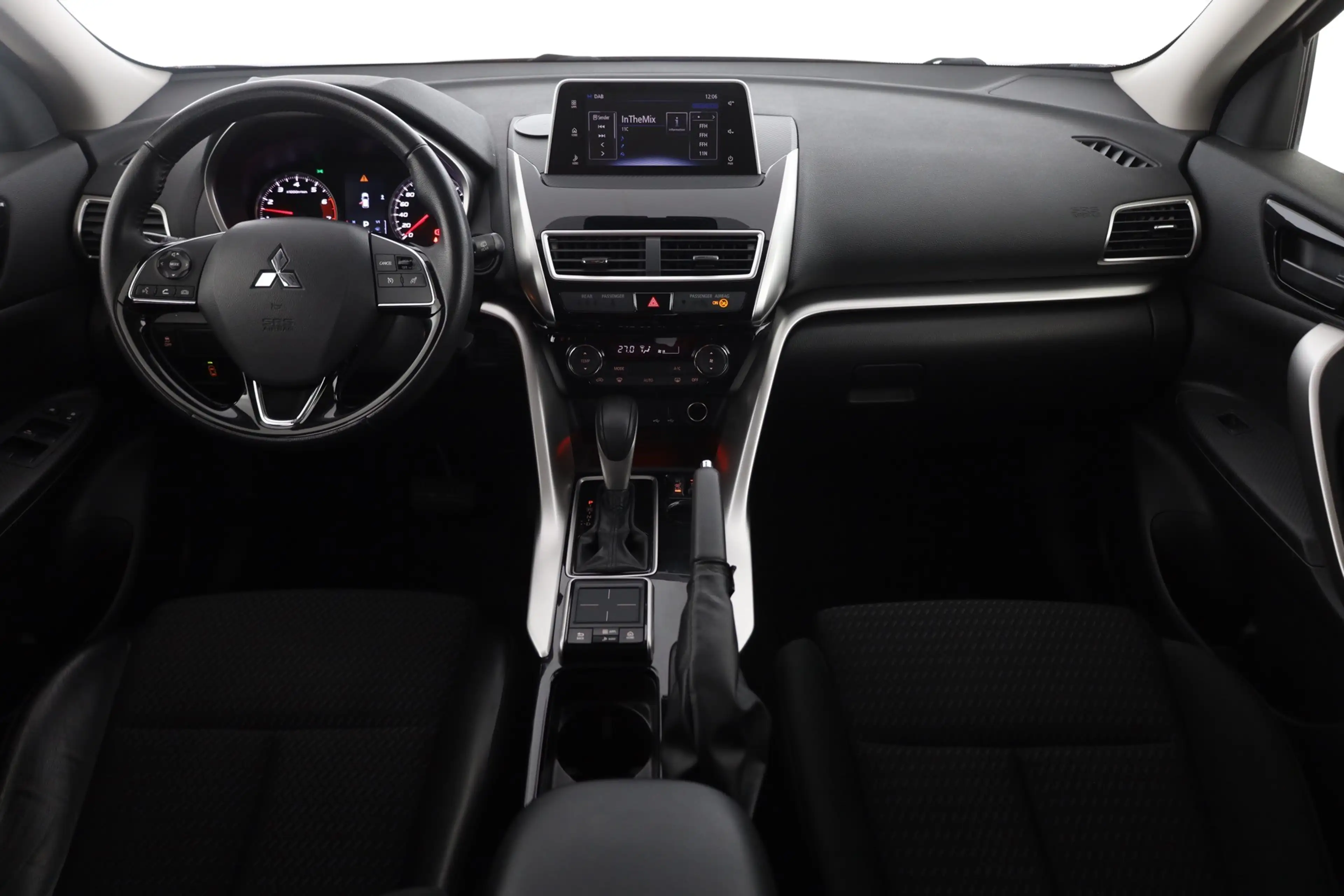 Mitsubishi Eclipse Cross 1.5 T-MIVEC Diamant Aut. Kamera — photo 9