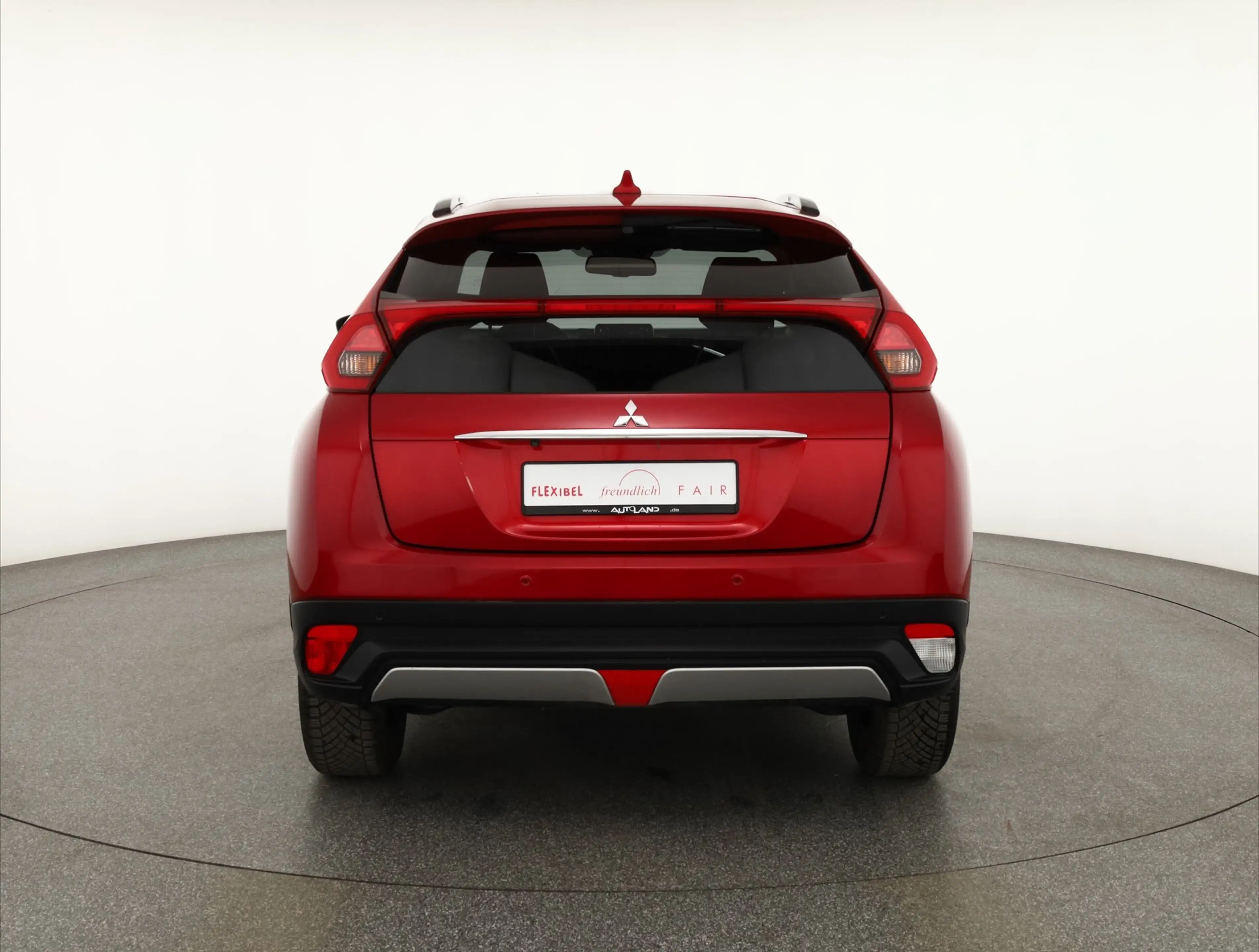 Mitsubishi Eclipse Cross 1.5 T-MIVEC Diamant Aut. Kamera — photo 4