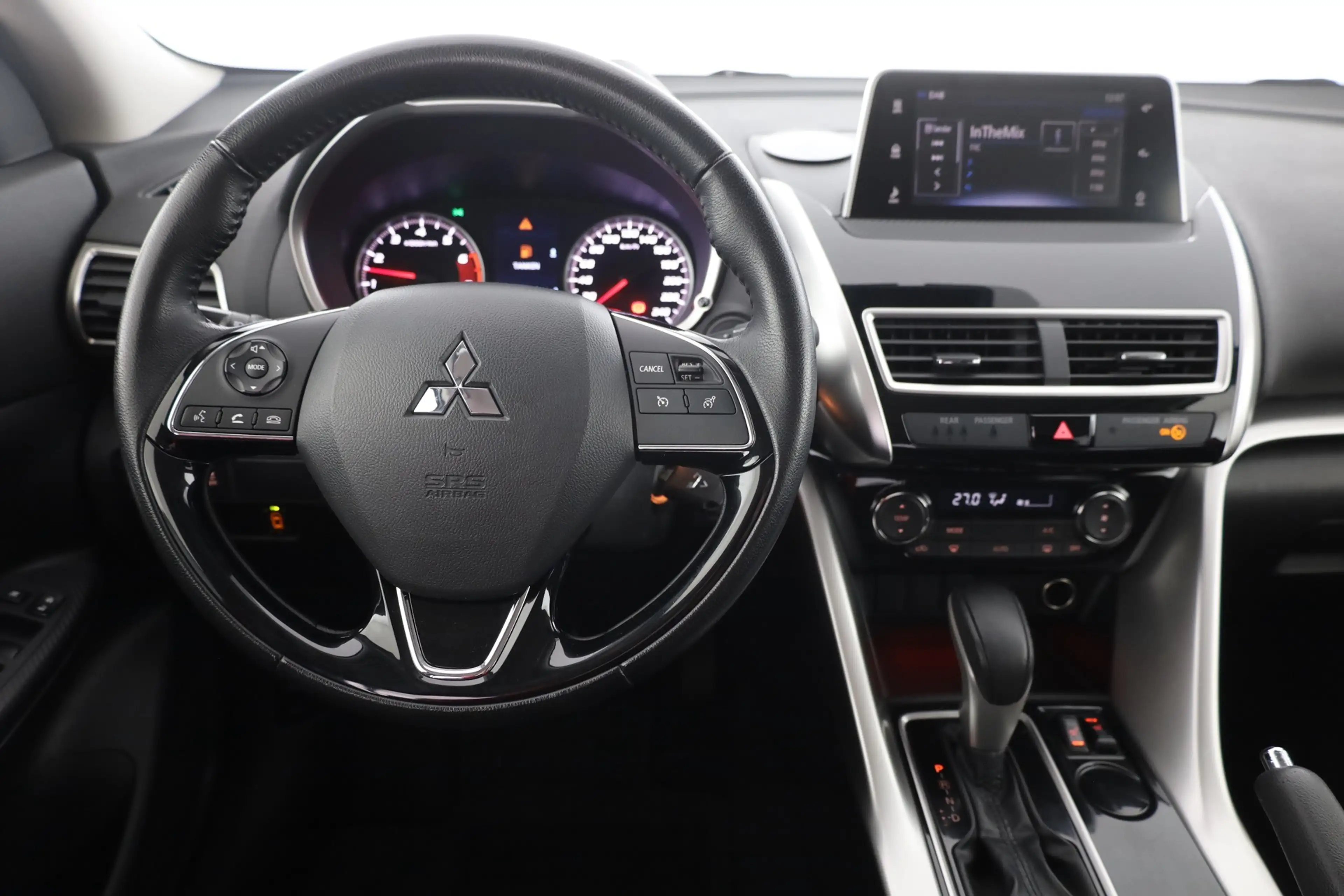 Mitsubishi Eclipse Cross 1.5 T-MIVEC Diamant Aut. Kamera — photo 10