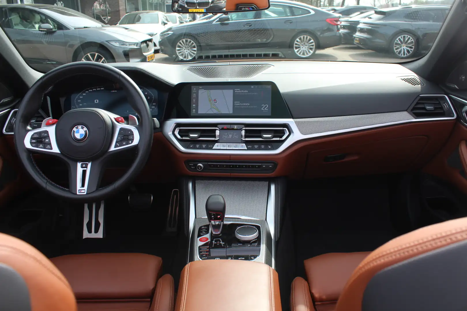 BMW M4 4-serie Cabrio xDrive Competition / Camera / Head- Bruin - 2