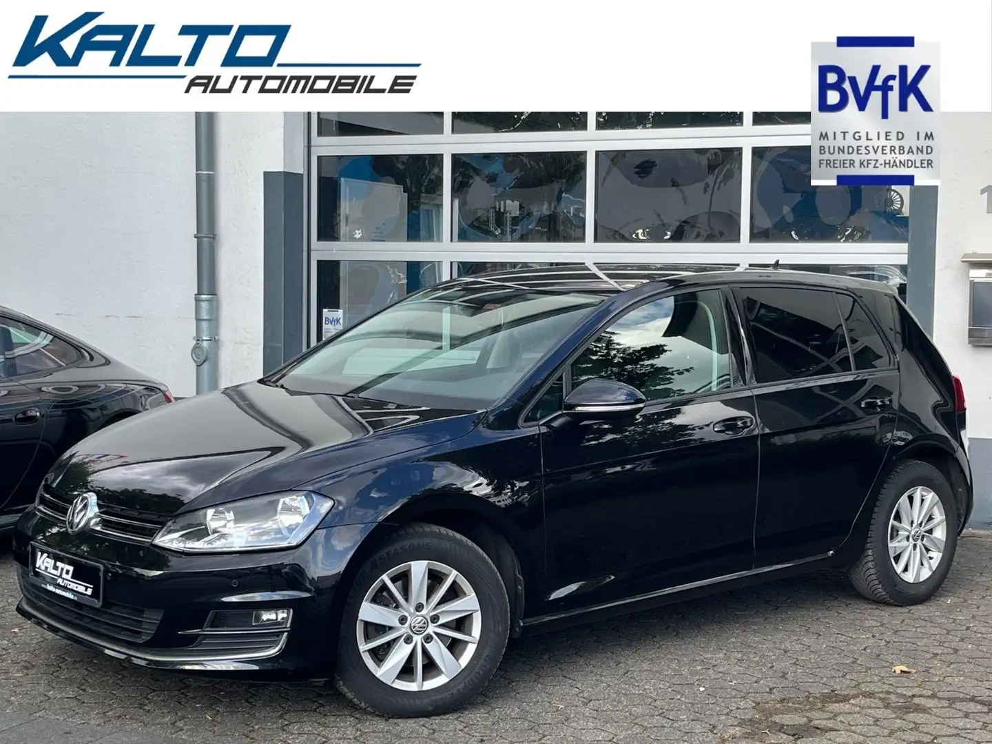 Volkswagen Golf 2.0 TDI DSG BlueMotion Executive Navi,R-Kam Noir - 2