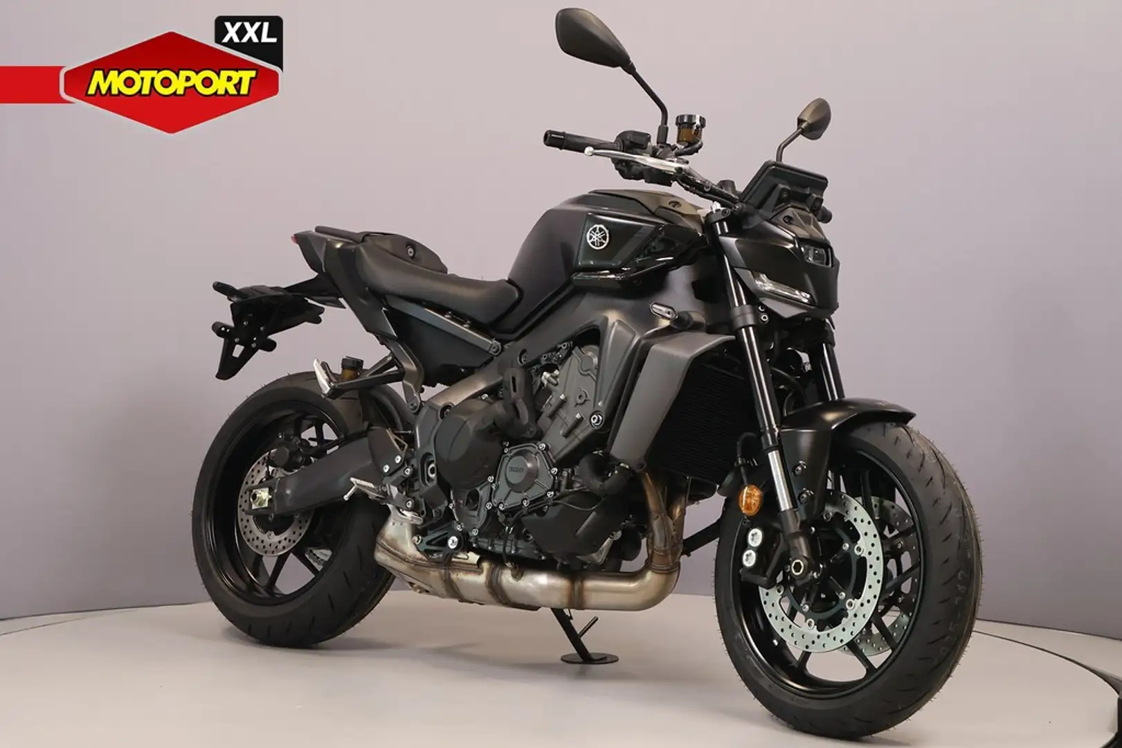 Yamaha MT-09 Y-AMT Zwart - 2