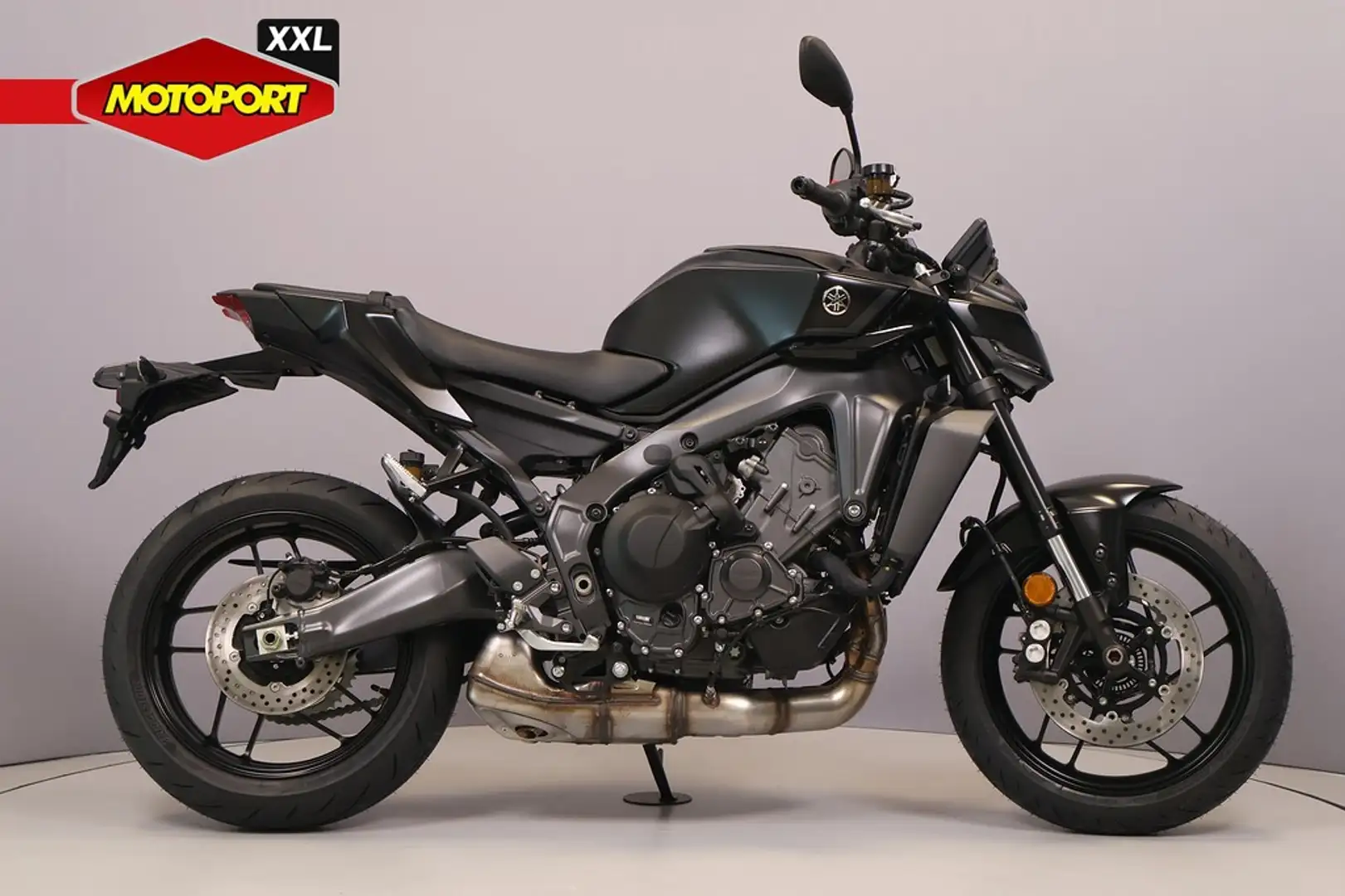 Yamaha MT-09 Y-AMT Zwart - 1