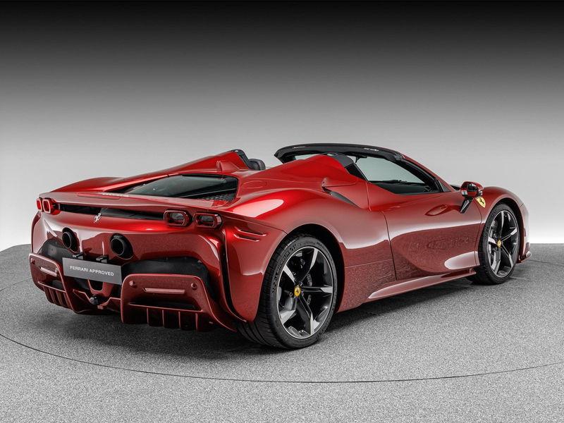 Ferrari SF90 Spider — photo 8