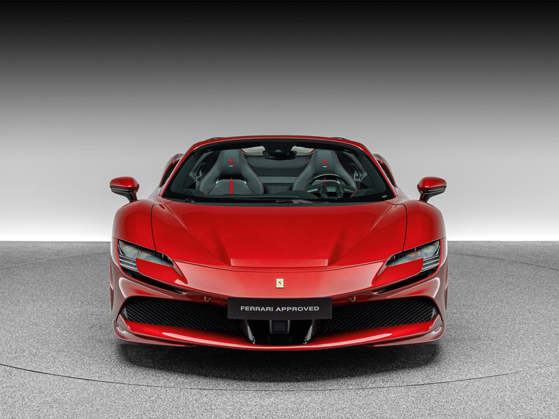 Ferrari SF90 Spider — photo 11