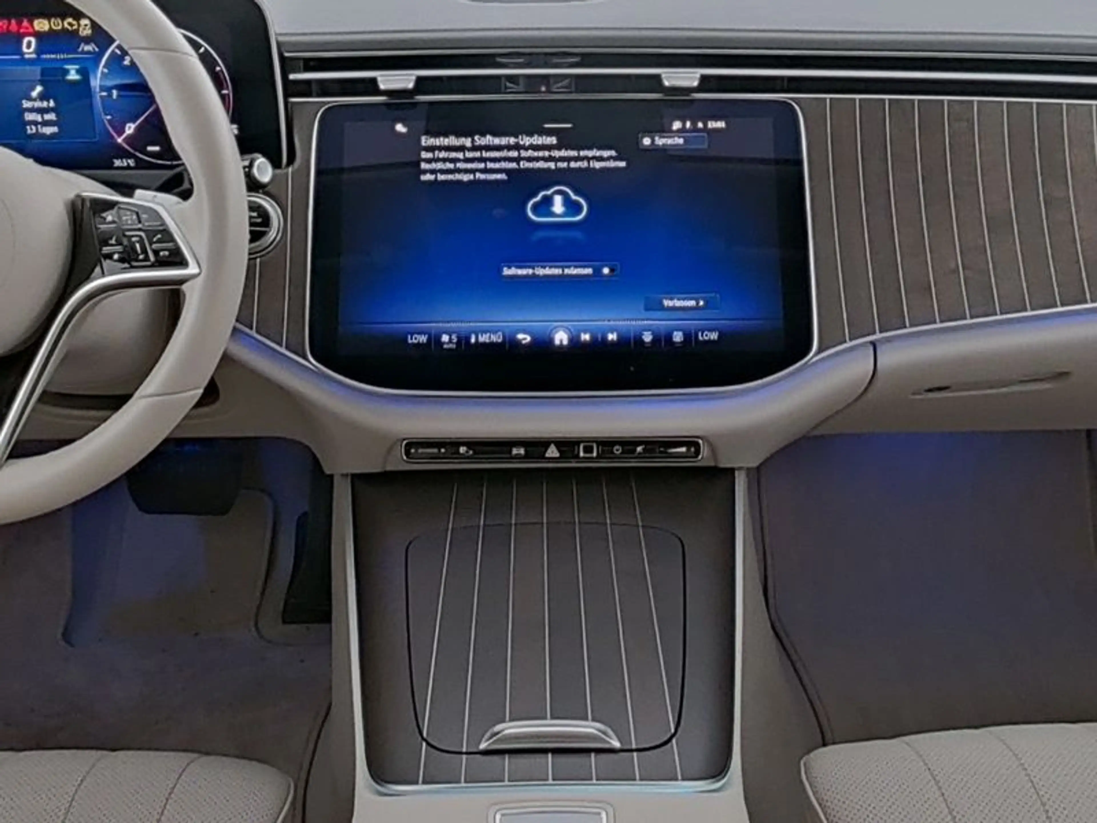 Mercedes-Benz E 220 d  Exclusive Premium Pano Softclose Burm4D — photo 7