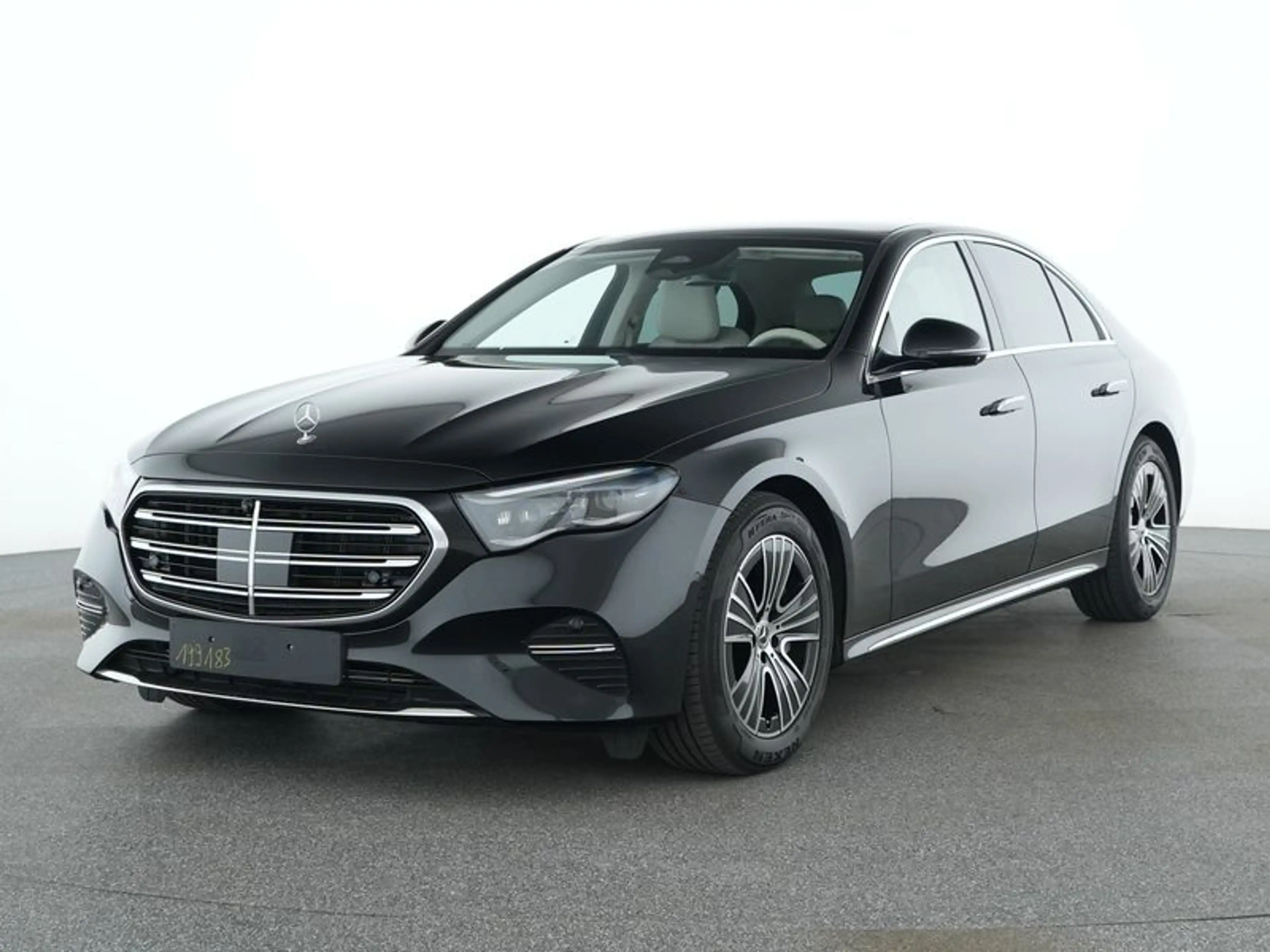 Mercedes-Benz E 220 d  Exclusive Premium Pano Softclose Burm4D — photo 2