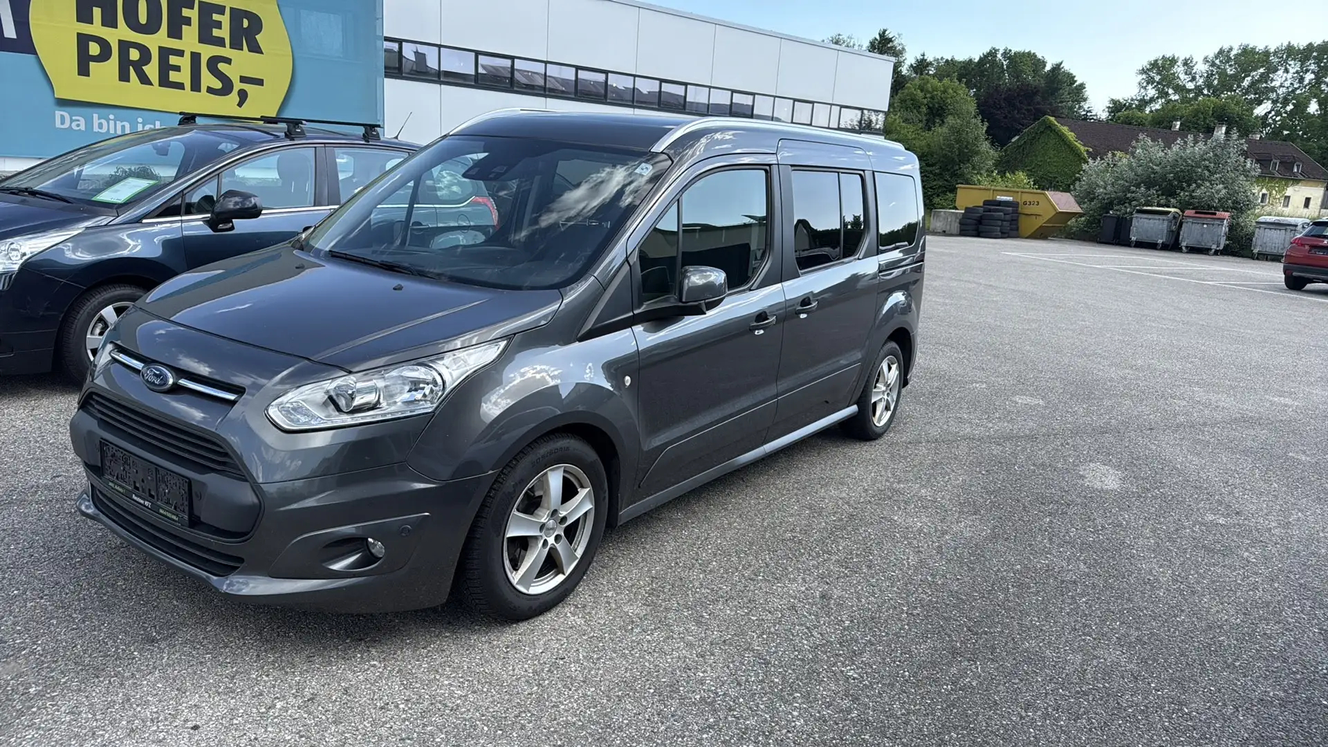 Ford Tourneo Connect Grand 1,5 TDCi Start/Stop Powershift L2 Titanium Gri - 1