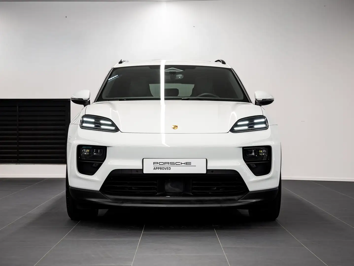 Porsche Macan 4 Weiß - 2