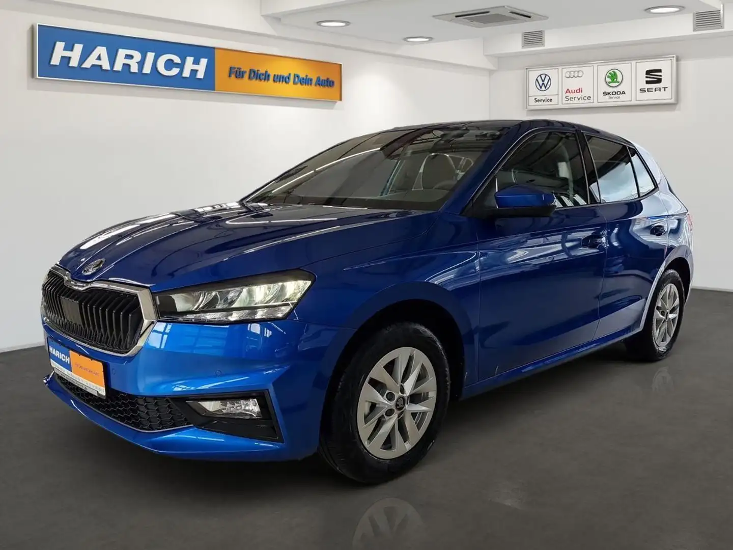 Skoda Fabia 1.0 TSI SMARTLINK DAB GRA LED PDC SHZ Bleu - 1
