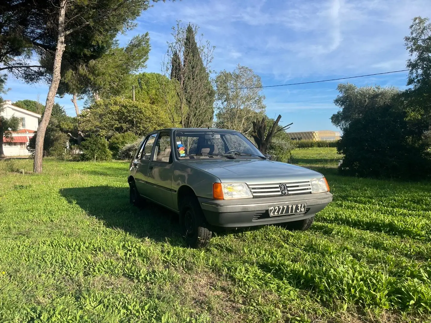 Peugeot 205 1.4 SR Gris - 1