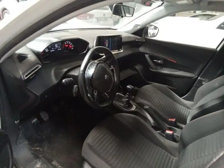 Peugeot 2008 2022, foto 7