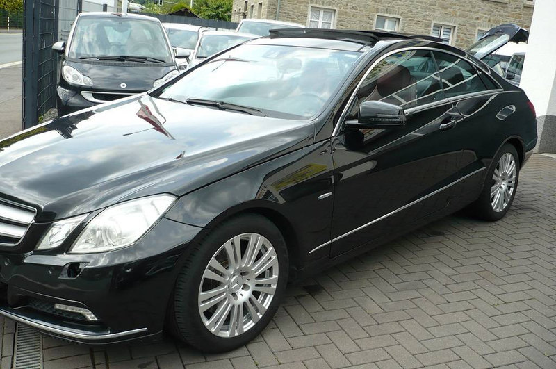 Mercedes-Benz E 350 E-Klasse Coupe Diesel CDI DPF Panoramadach BlueEFFICIENCY 7G-TRONIC Avantgarde — photo 5
