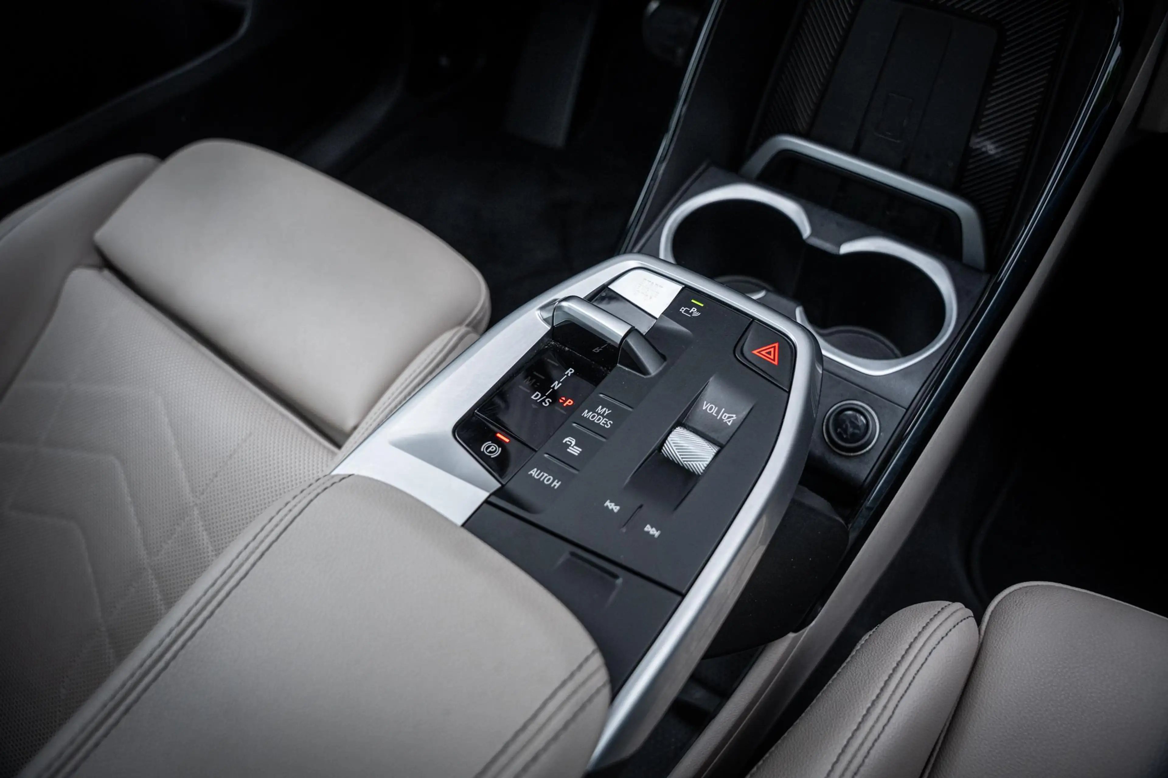 BMW X1 xDrive30e M-Sport Org.NL|Pano-dak|H&K|Trekhaak|HuD — photo 38