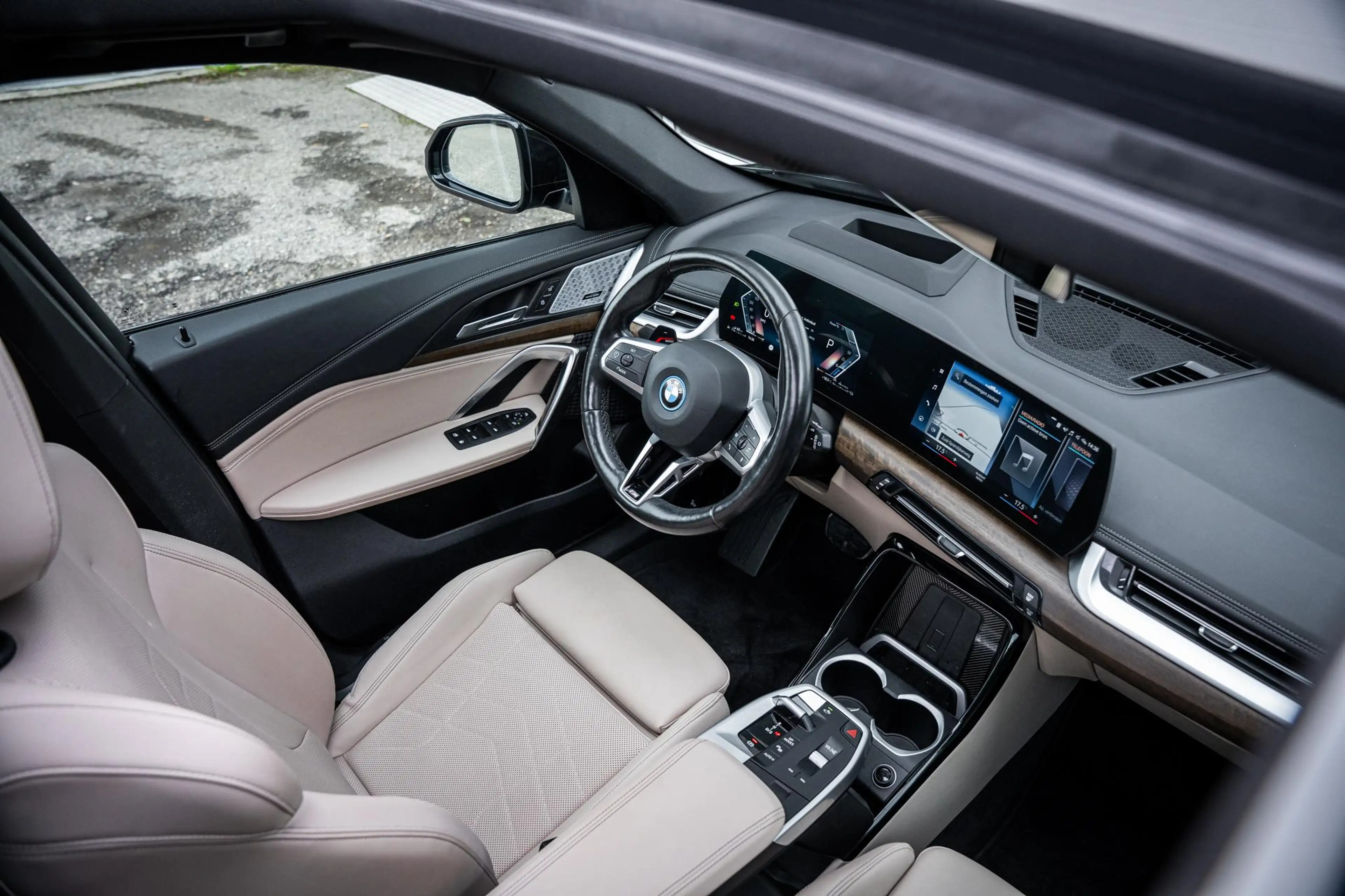 BMW X1 xDrive30e M-Sport Org.NL|Pano-dak|H&K|Trekhaak|HuD — photo 22