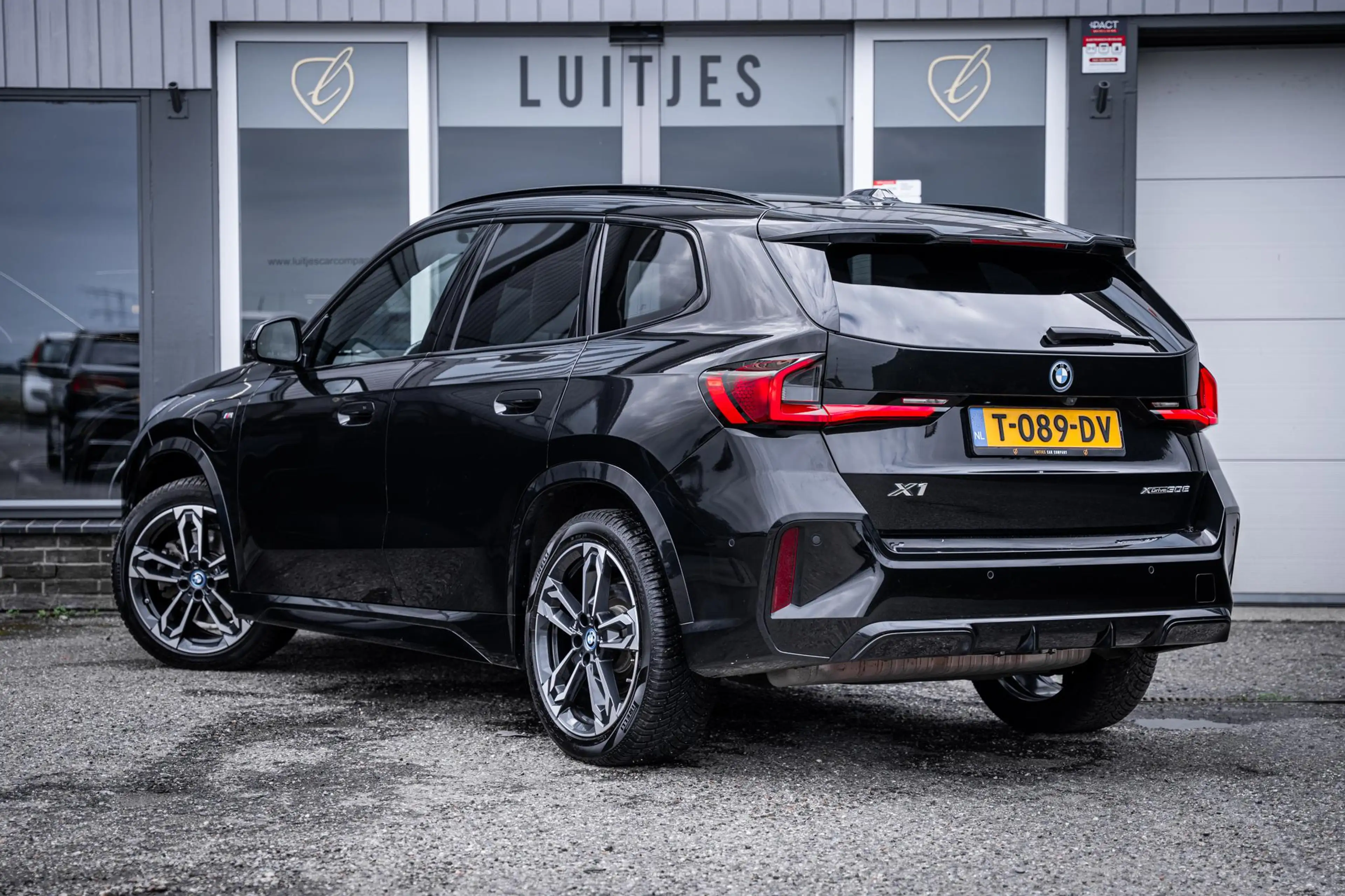 BMW X1 xDrive30e M-Sport Org.NL|Pano-dak|H&K|Trekhaak|HuD — photo 16