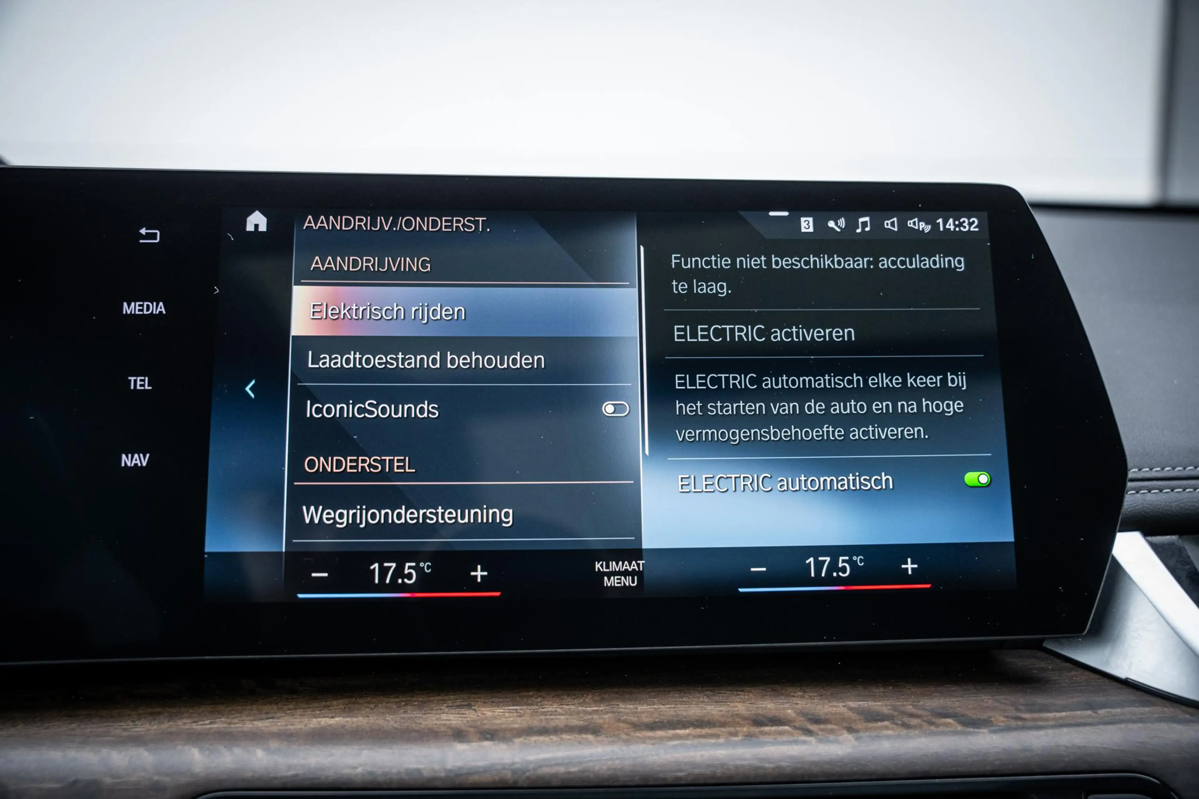 BMW X1 xDrive30e M-Sport Org.NL|Pano-dak|H&K|Trekhaak|HuD — photo 32