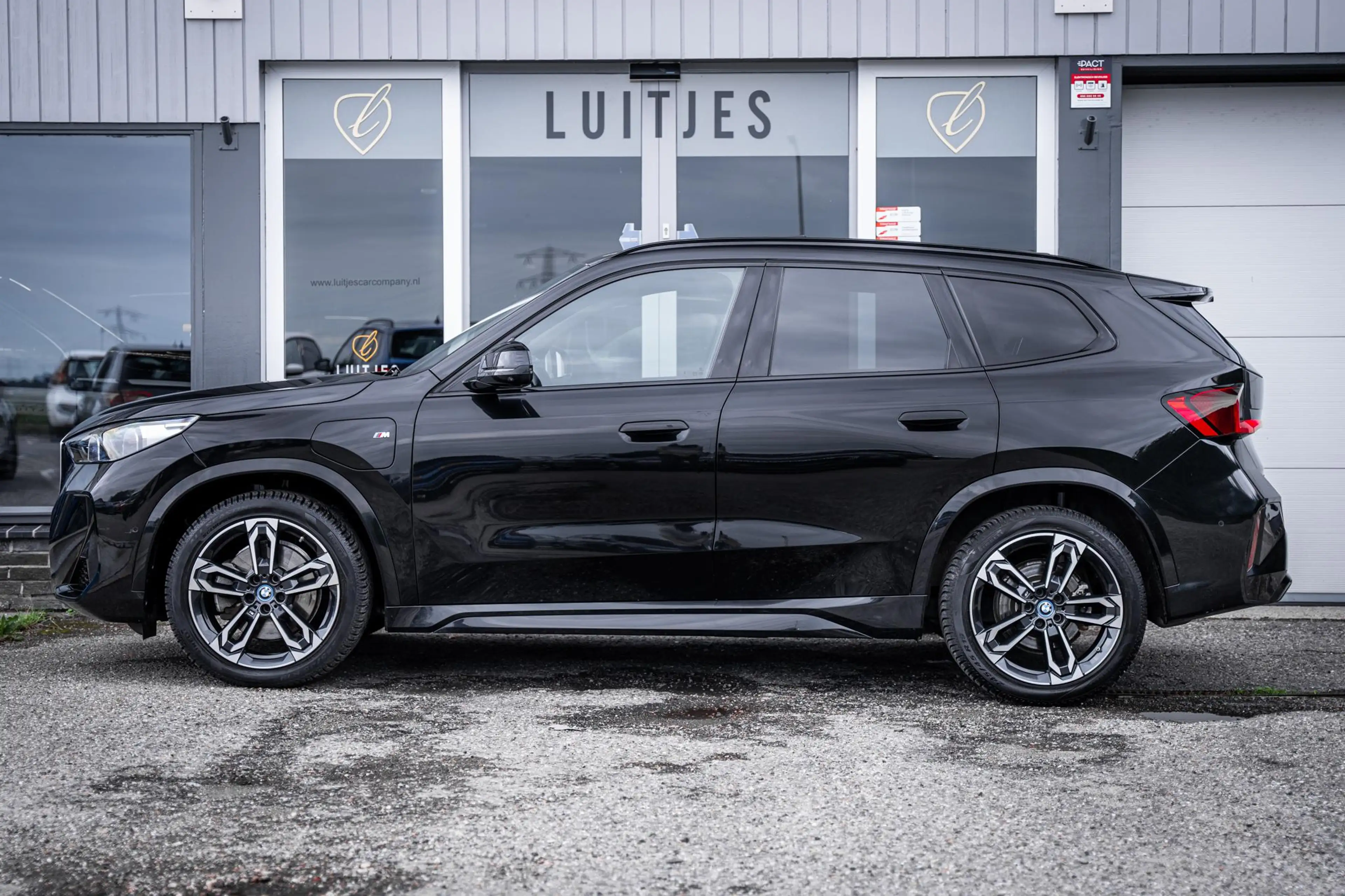 BMW X1 xDrive30e M-Sport Org.NL|Pano-dak|H&K|Trekhaak|HuD — photo 17