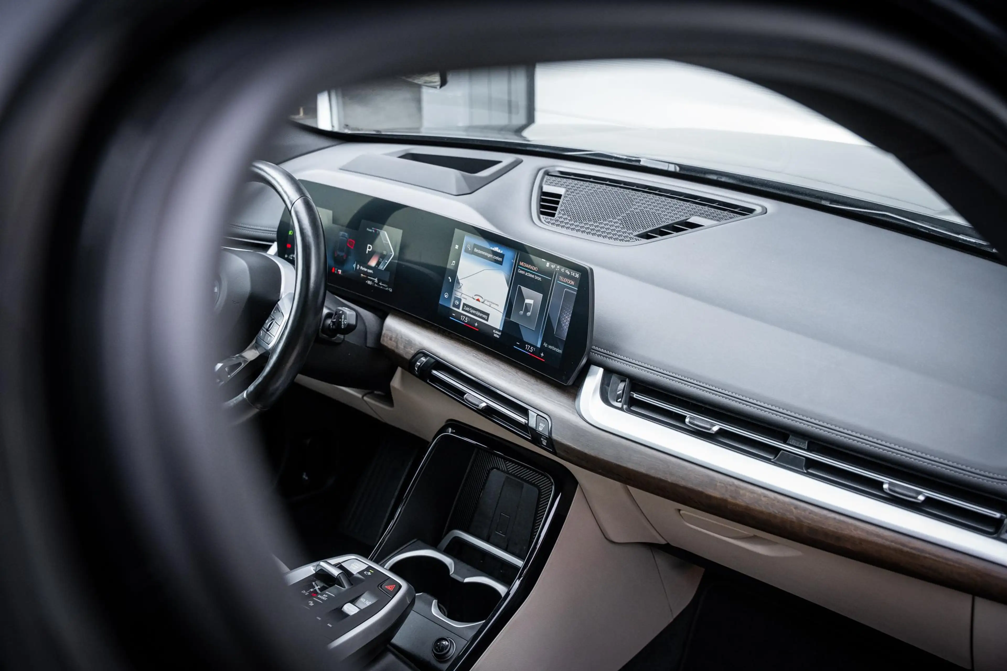 BMW X1 xDrive30e M-Sport Org.NL|Pano-dak|H&K|Trekhaak|HuD — photo 44