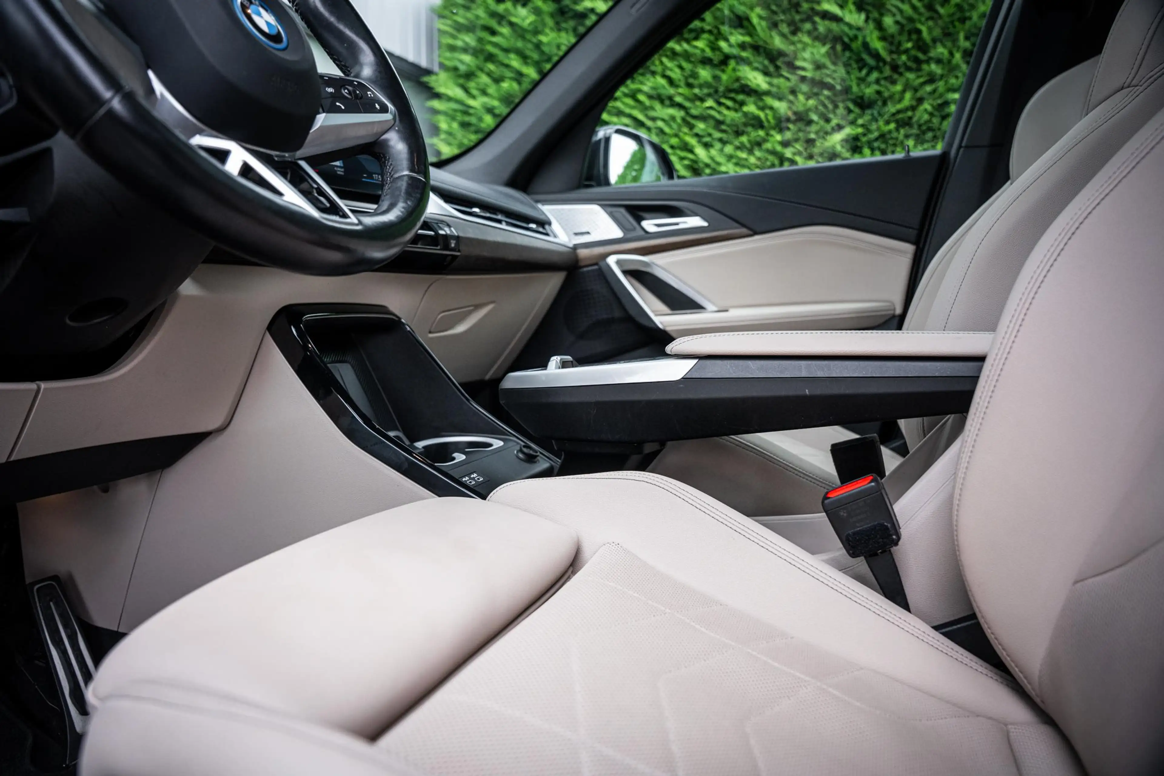 BMW X1 xDrive30e M-Sport Org.NL|Pano-dak|H&K|Trekhaak|HuD — photo 41