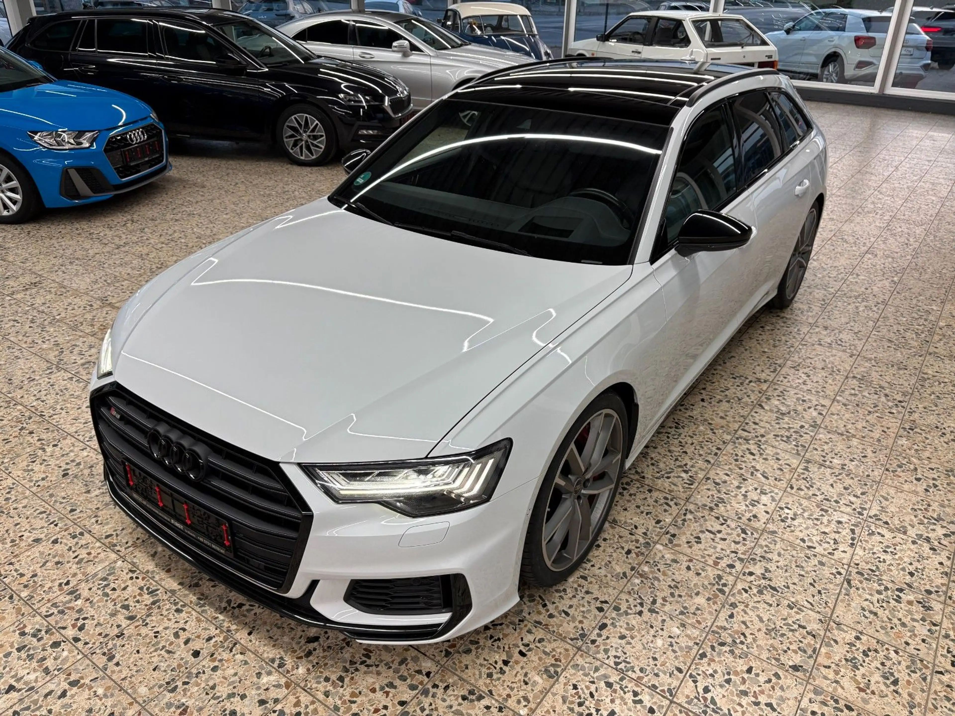 Audi S6 /Avant/quattro/AHK/HuD/MatrixLED/B&O/PANO — photo 2