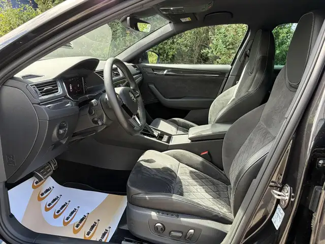 Skoda Superb view 8