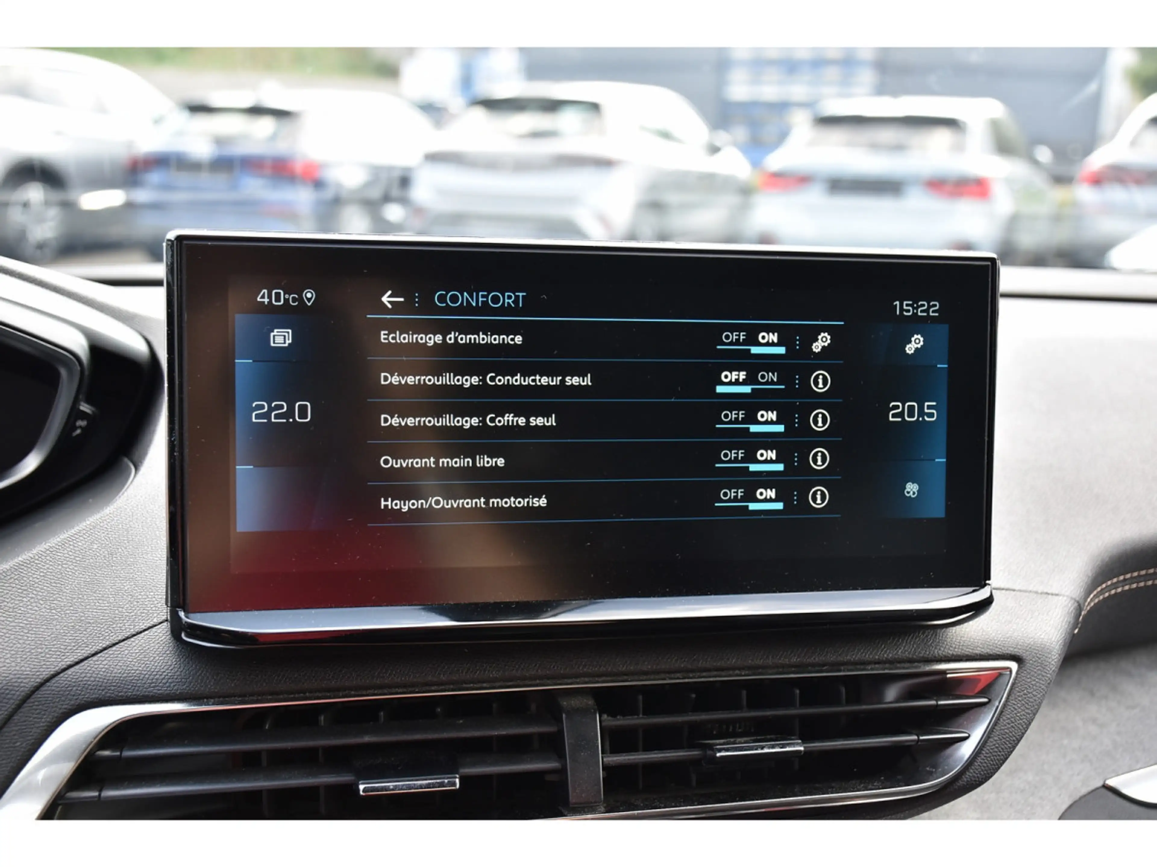 Peugeot 5008 1.5 BlueHDI GT EAT8 PANO CUIR FOCAL ACC CAM360 — photo 15