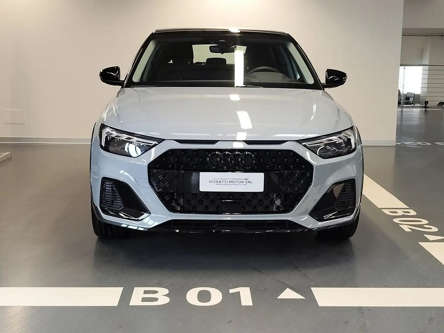 Audi A1 allstreet 30 TFSI S tronic Identity Contrast Gri - 2