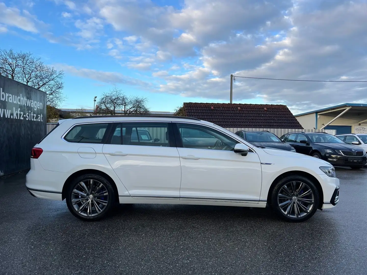 Volkswagen Passat Variant GTE 1,4 TSI PHEV DSG Weiß - 2