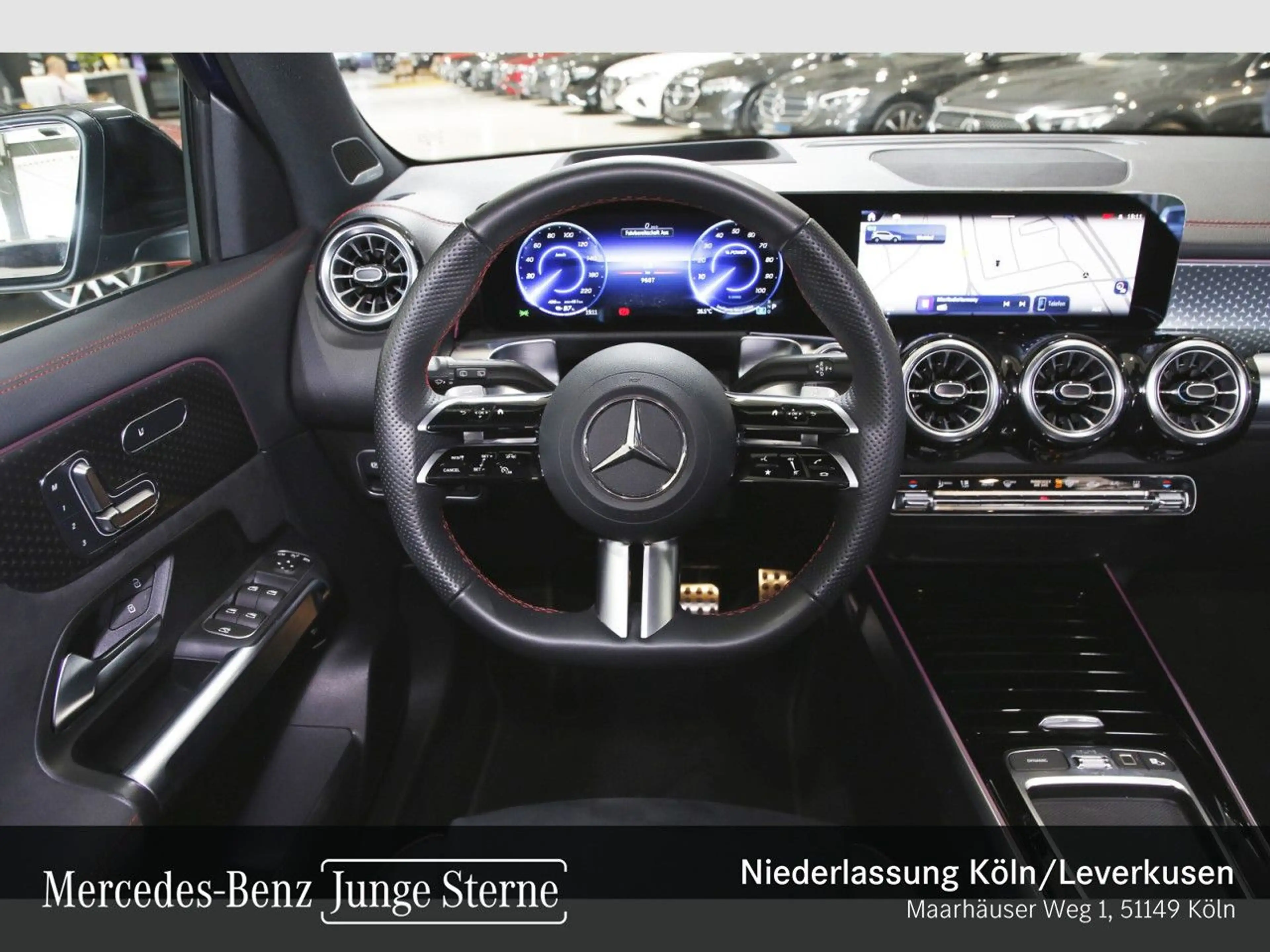 Mercedes-Benz EQB 300 4M AMG+NIGHT+PREMIUM+360+MEMORY+BURMESTER — photo 13