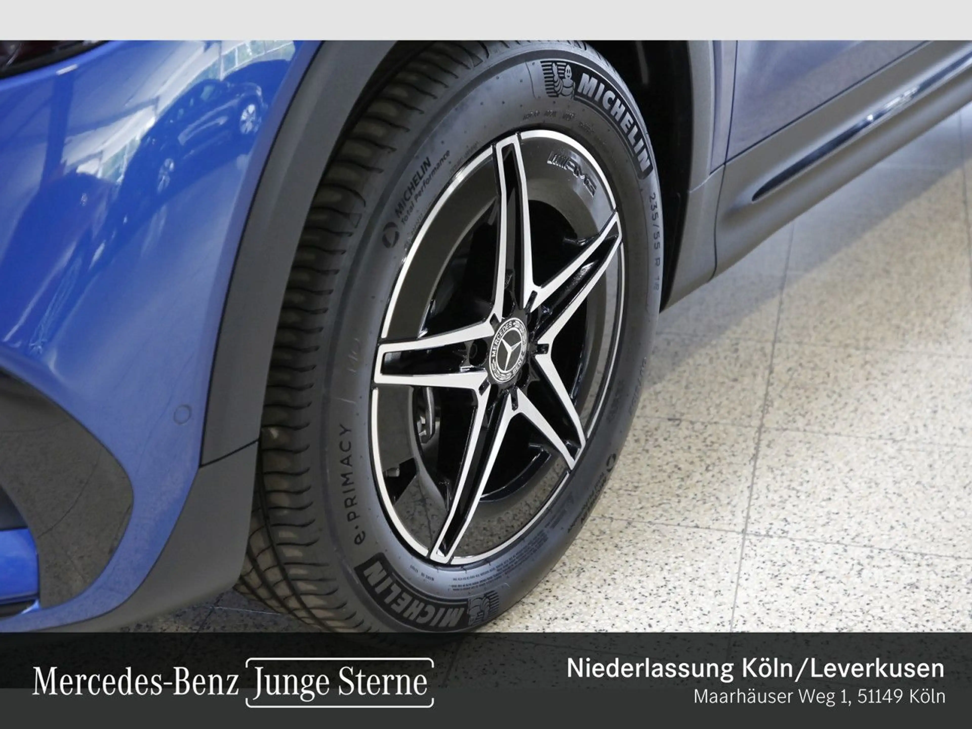 Mercedes-Benz EQB 300 4M AMG+NIGHT+PREMIUM+360+MEMORY+BURMESTER — photo 5