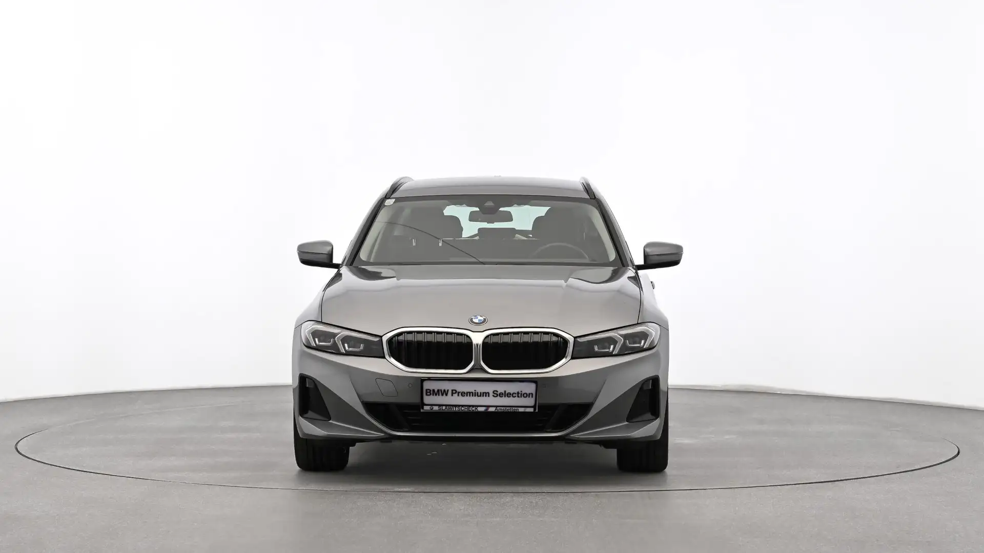 BMW 320 d xDrive G21 Grau - 2