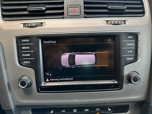 Volkswagen Golf view 15