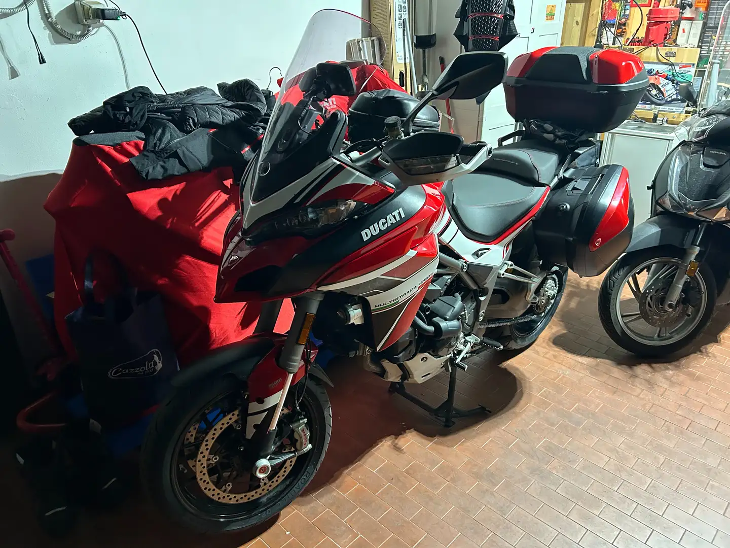 Ducati Multistrada 1260 s Червоний - 2