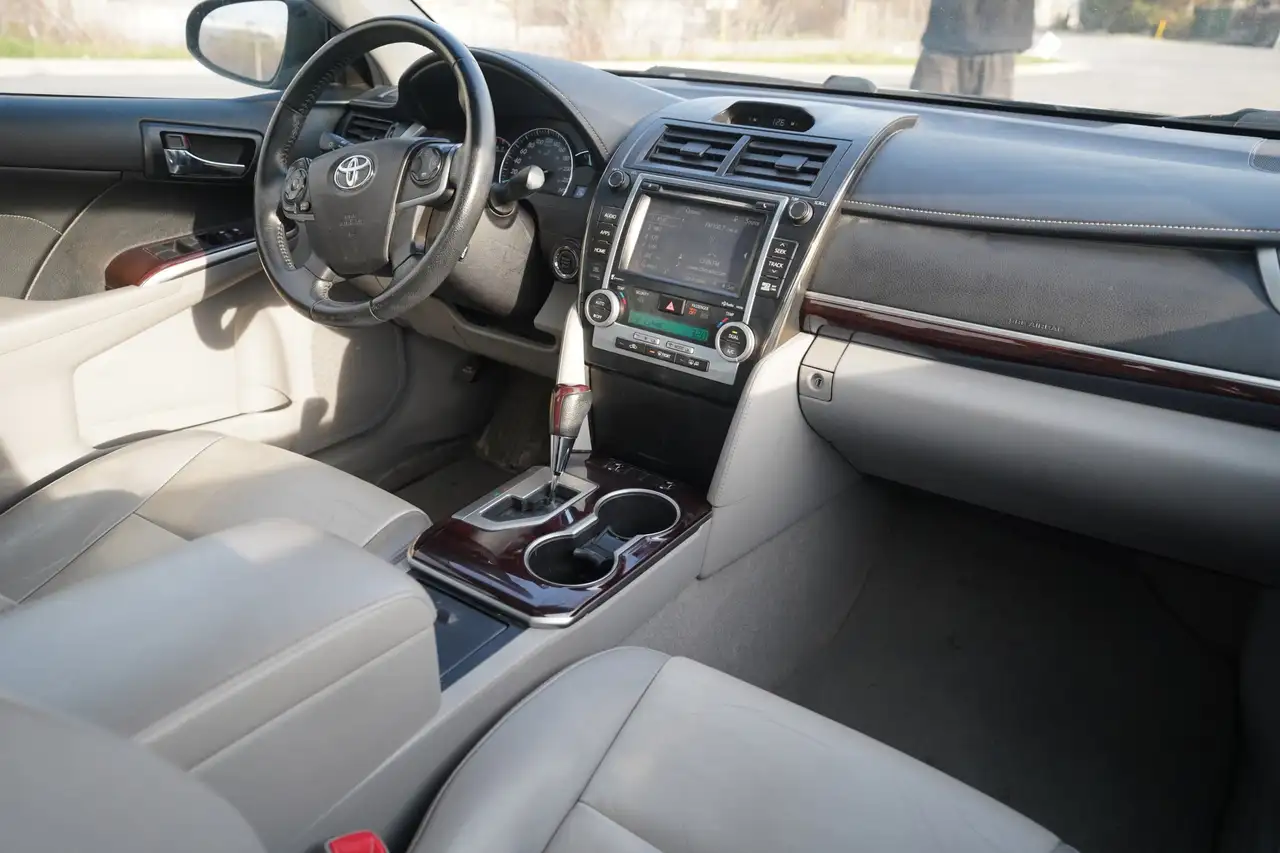 Toyota Camry снимка Toyota Camry
