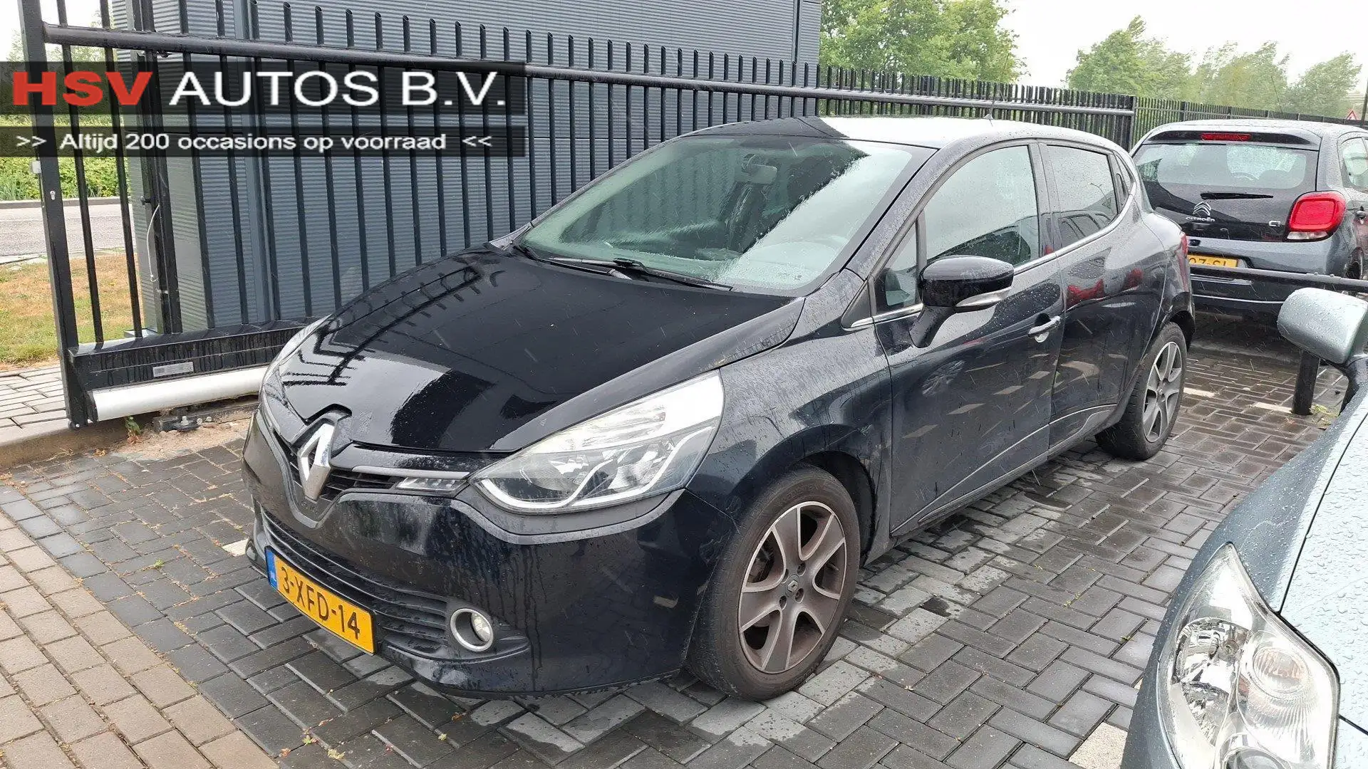 Renault Clio 0.9 TCe ECO Night&Day navi LM 4-deurs Zwart - 1