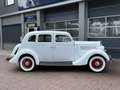 Ford V8 48 sedan uit 1935 – Klassieker met karakter en Wit - thumbnail 4