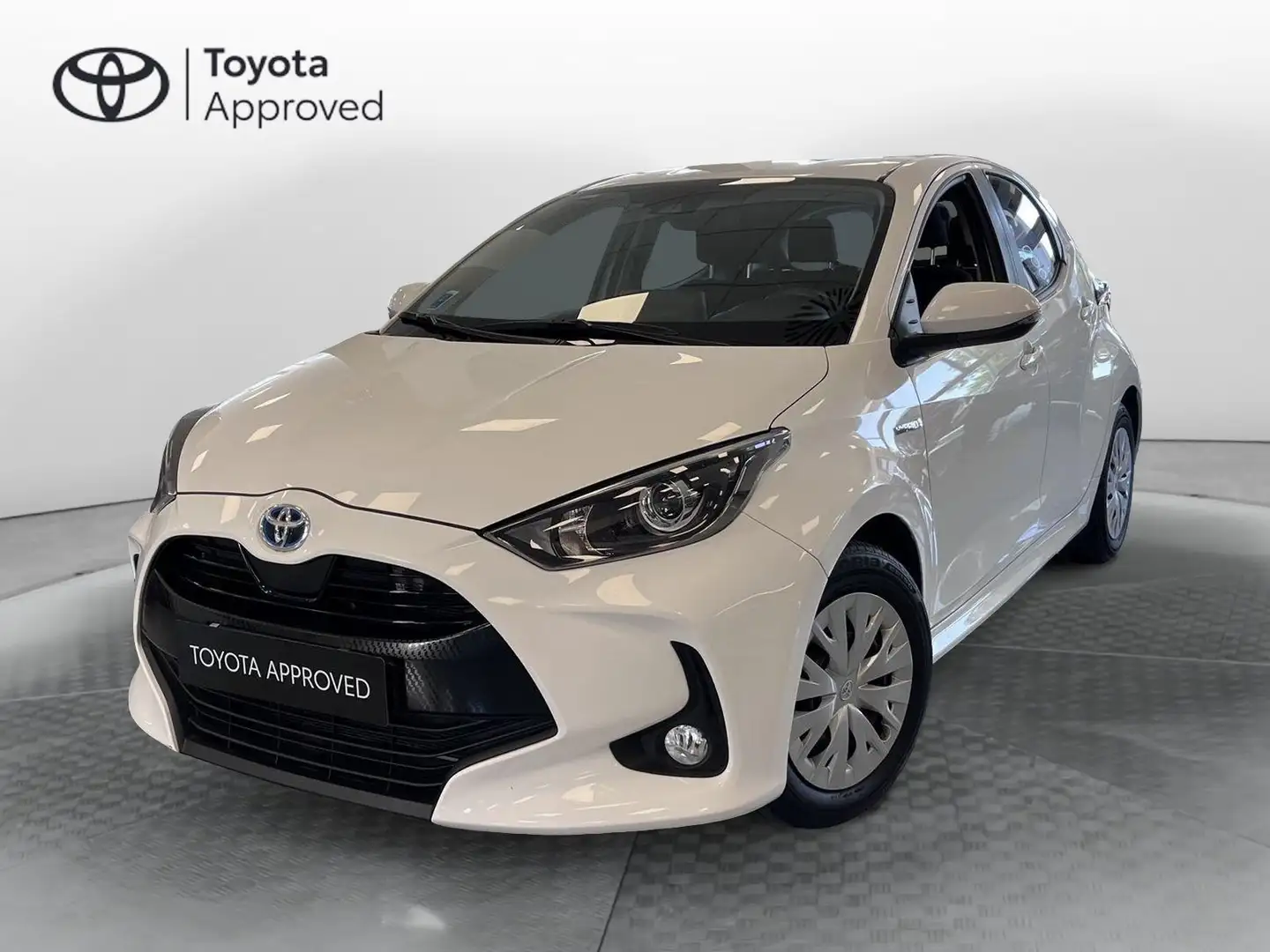 Toyota Yaris 1.5 Hybrid 5 porte Active Blanco - 1