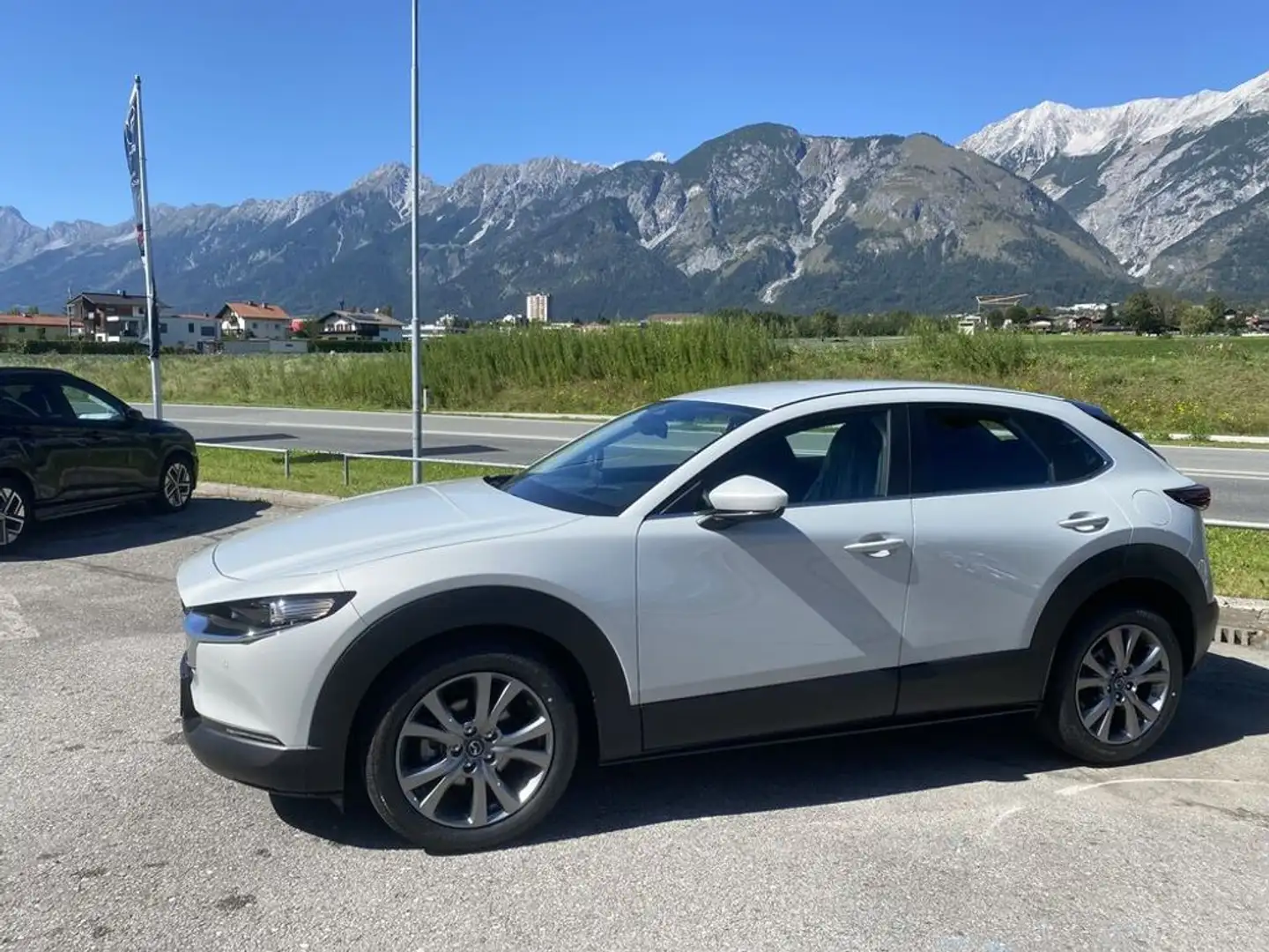 Mazda CX-30 G140 MT 2WD Centre-Line Weiß - 2