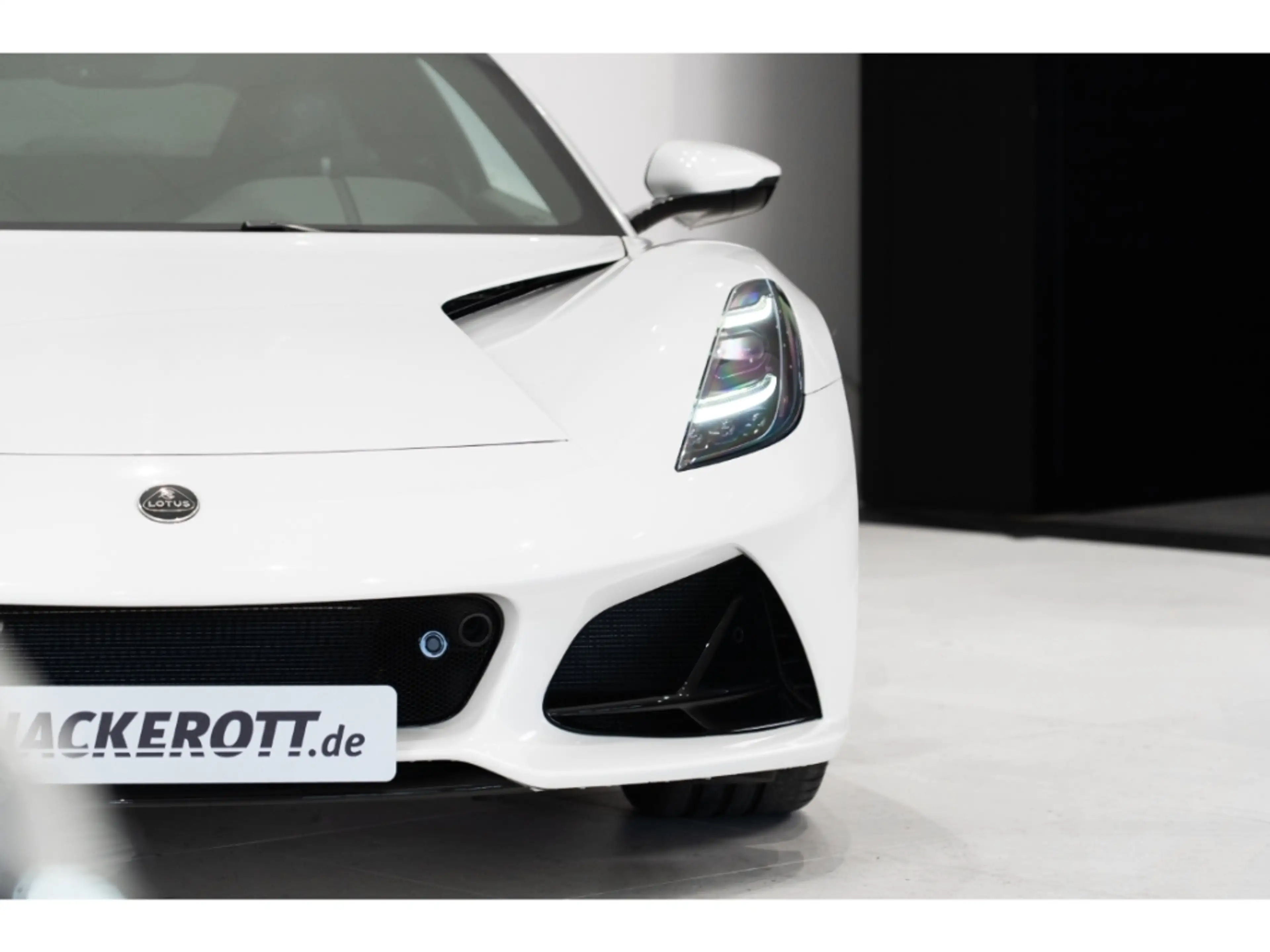 Lotus Emira 2.0 Turbo 298 kW SE *LOTUS HANNOVER* — photo 6