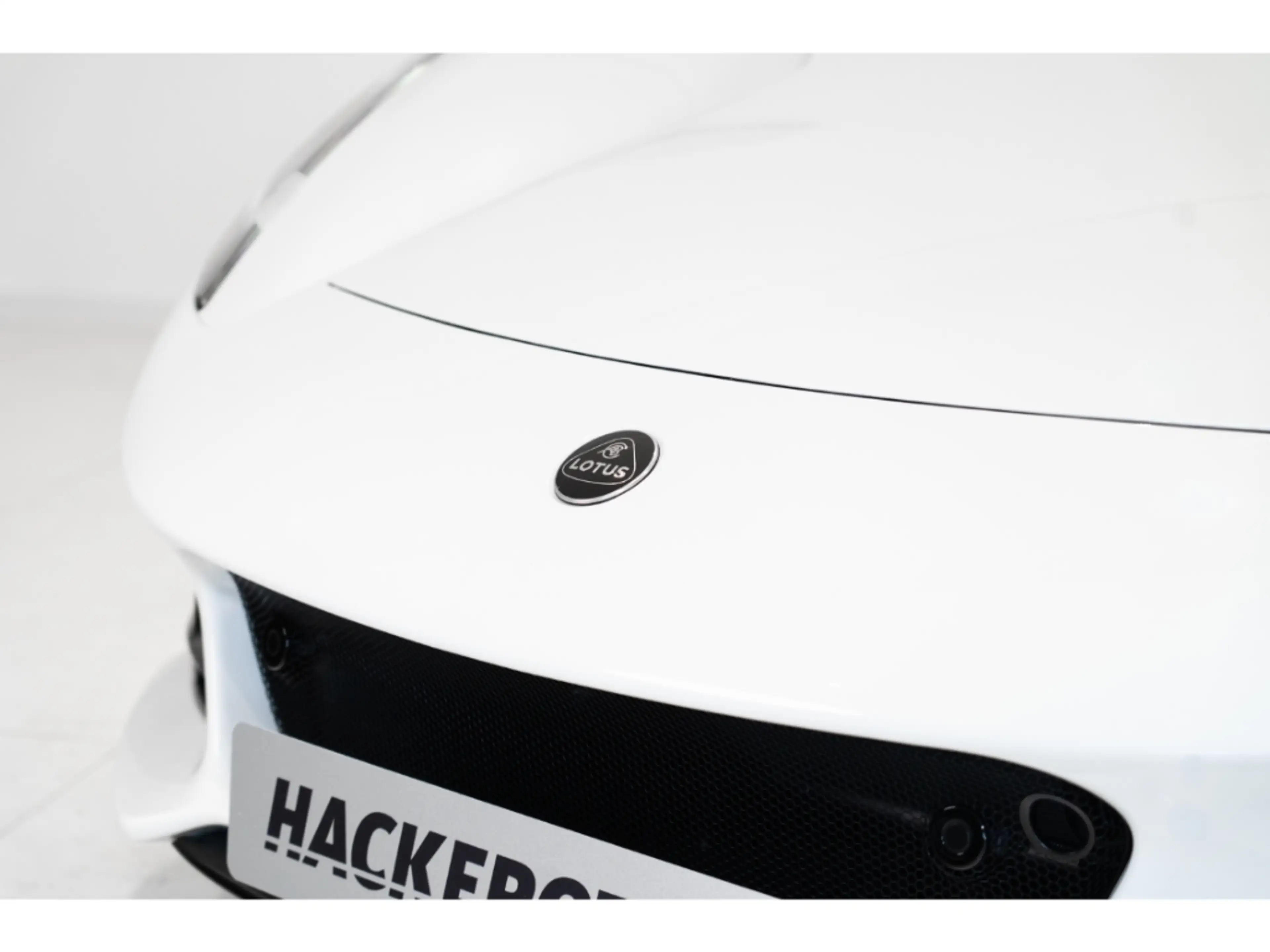 Lotus Emira 2.0 Turbo 298 kW SE *LOTUS HANNOVER* — photo 12