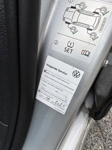 Volkswagen Golf view 24