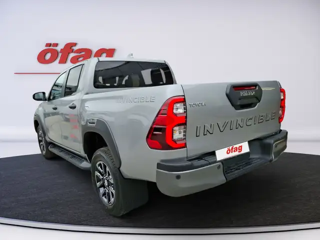 Toyota Hilux DK Invincible 4WD 2.8 D-4D MHEV Aut. Ansicht 4