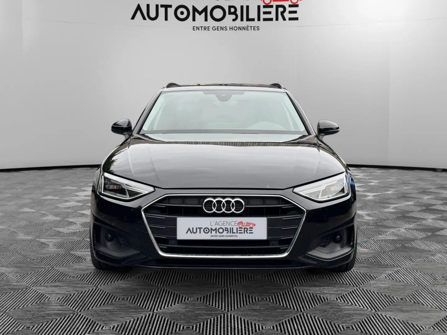 Audi A4 A4 Avant 2.0 TDi Design S tronic Noir - 2