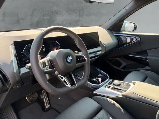 BMW X3 view 9