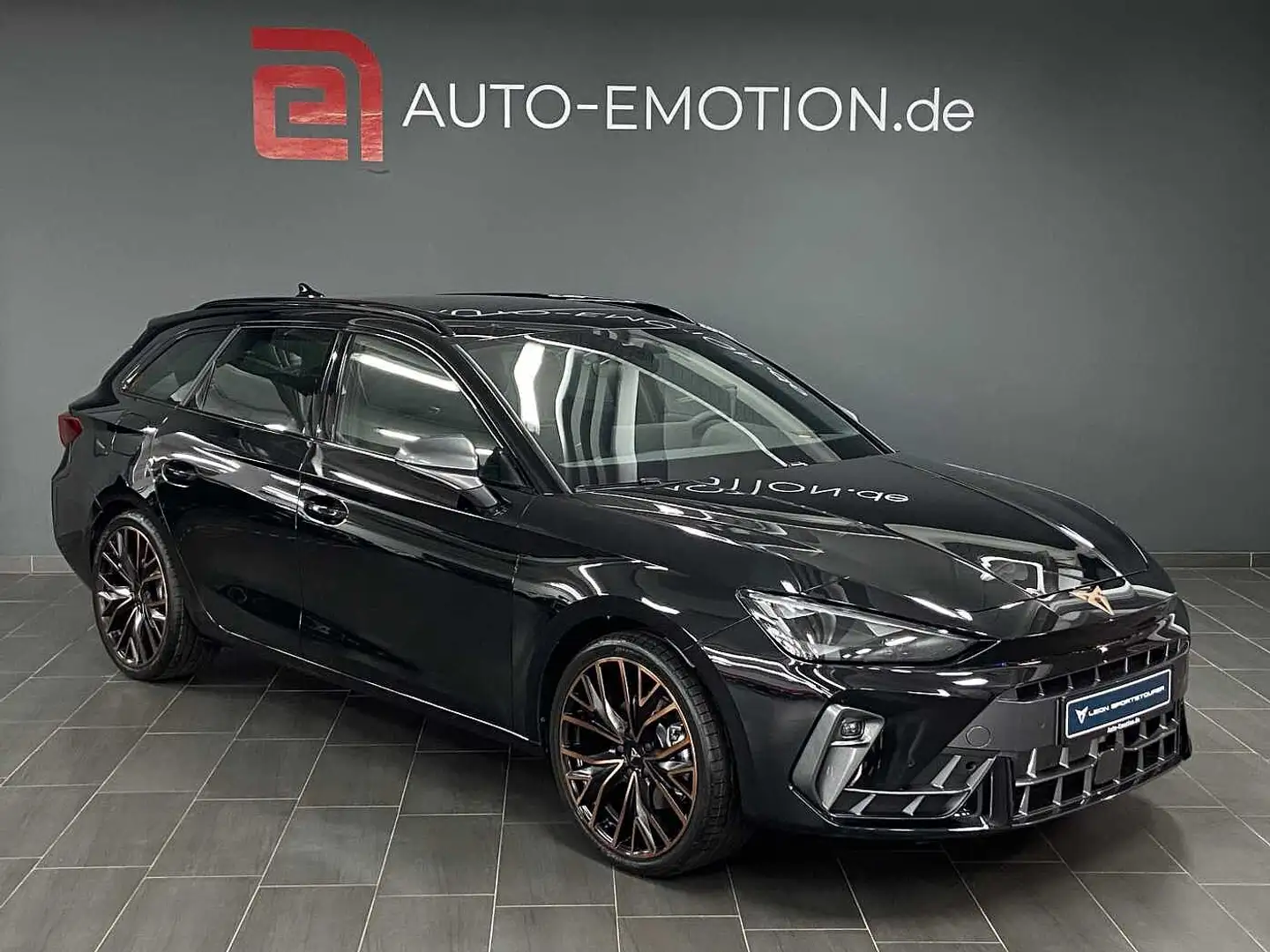 CUPRA Leon Sportstourer 1.5 eTSI 150PS DSG*Facelift* Schwarz - 2