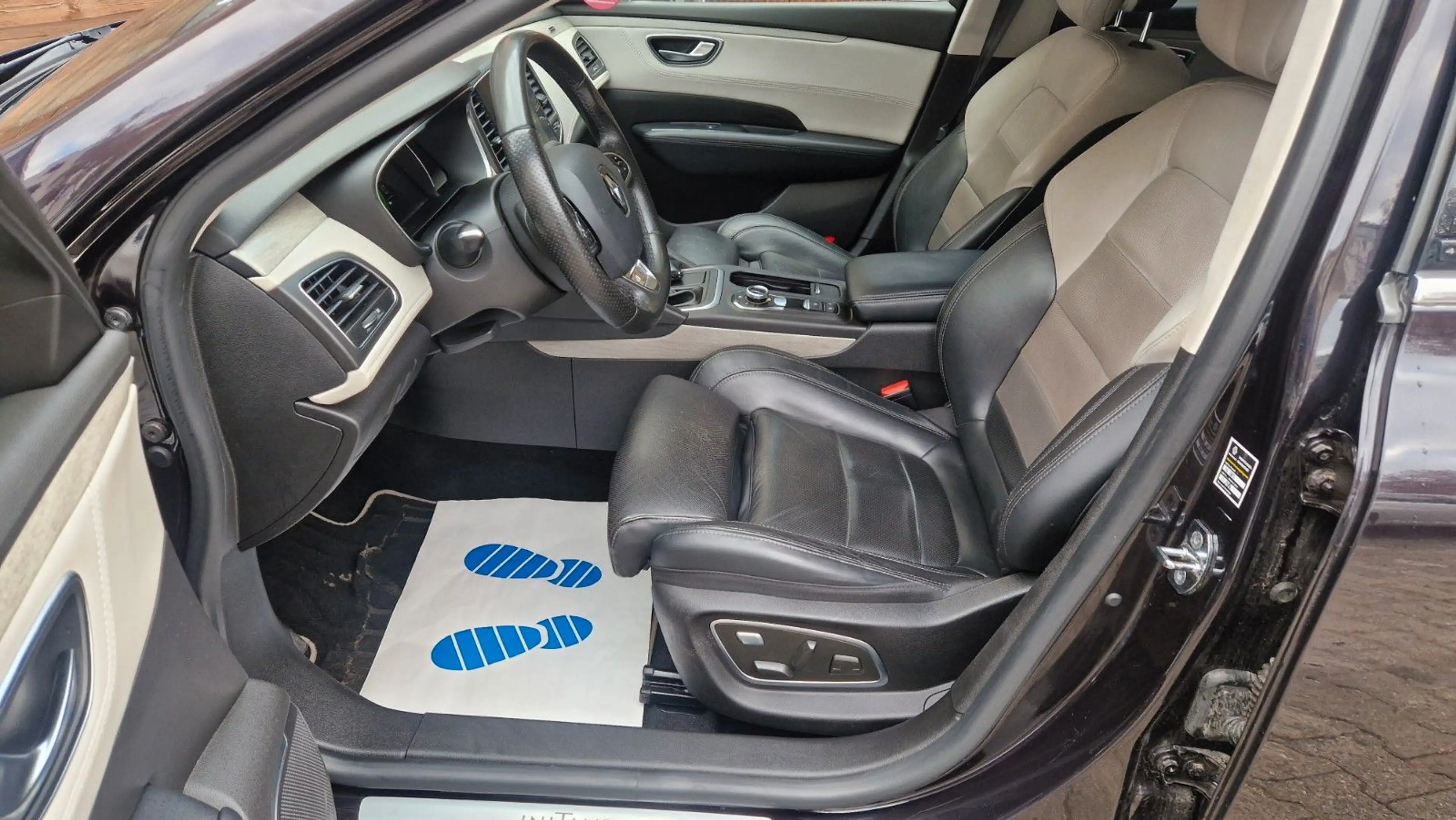 Renault Talisman Initiale Paris, Kamera, SHZ, SB, SZR — photo 11