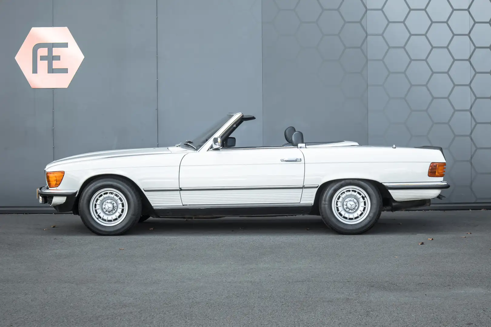 Mercedes-Benz SL 500 SL R107 AUTOMAAT | INCL ORIGINELE HARDTOP | CRUISE Blanco - 2